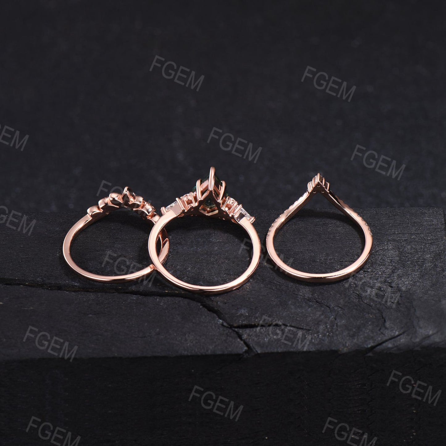 Natural Garnet And Black Diamond Engagement Rings 3pcs Kite Cut Red Garnet Engagement Rings Vintage Antique Art Deco Black Spinel Celtic Knot Wedding Ring Set