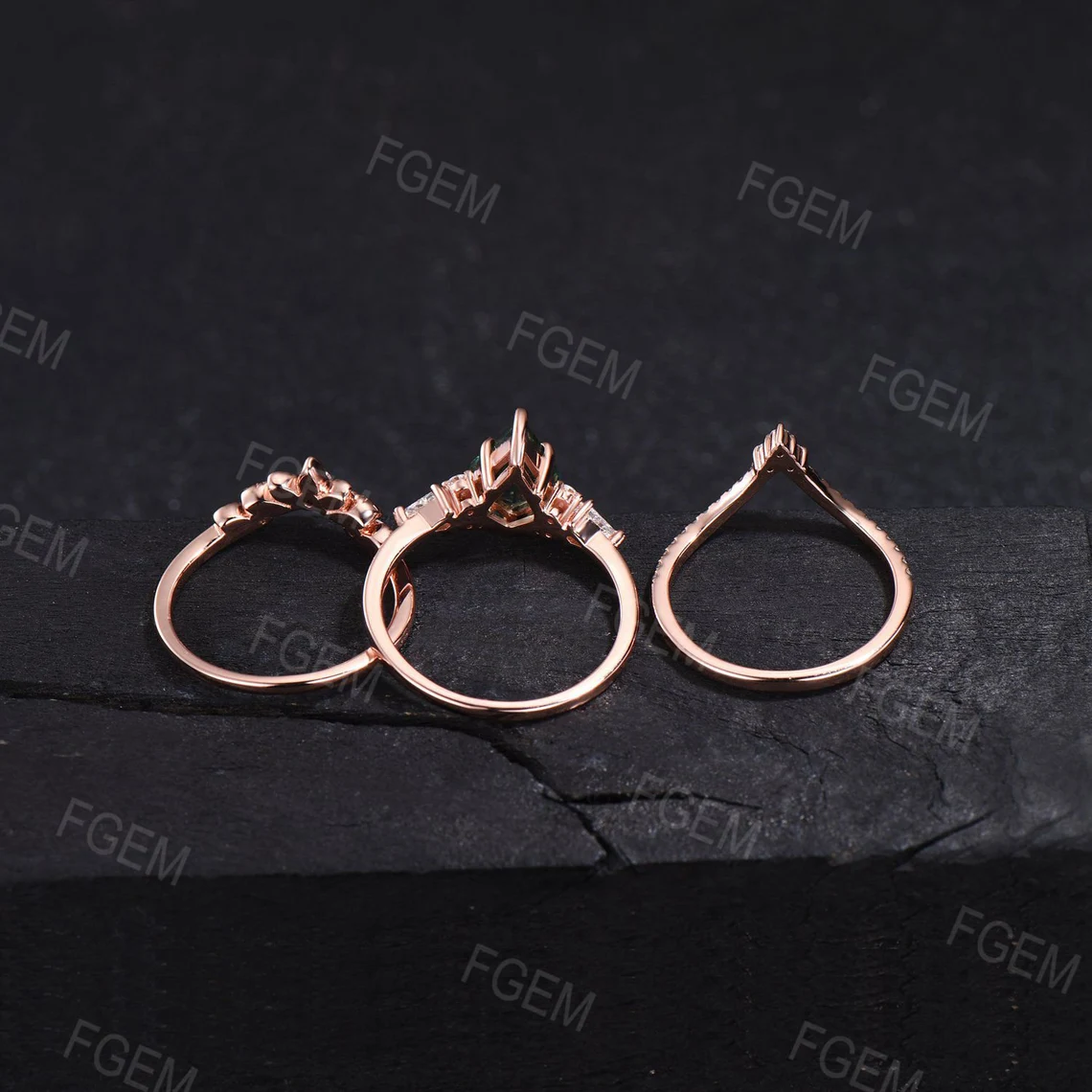 Kite Cut Blue Sapphire Moissanite Engagement Ring Set Vintage Kite Bridal Set September Birthstone Wedding Ring Blue Gemstone Ring for Women