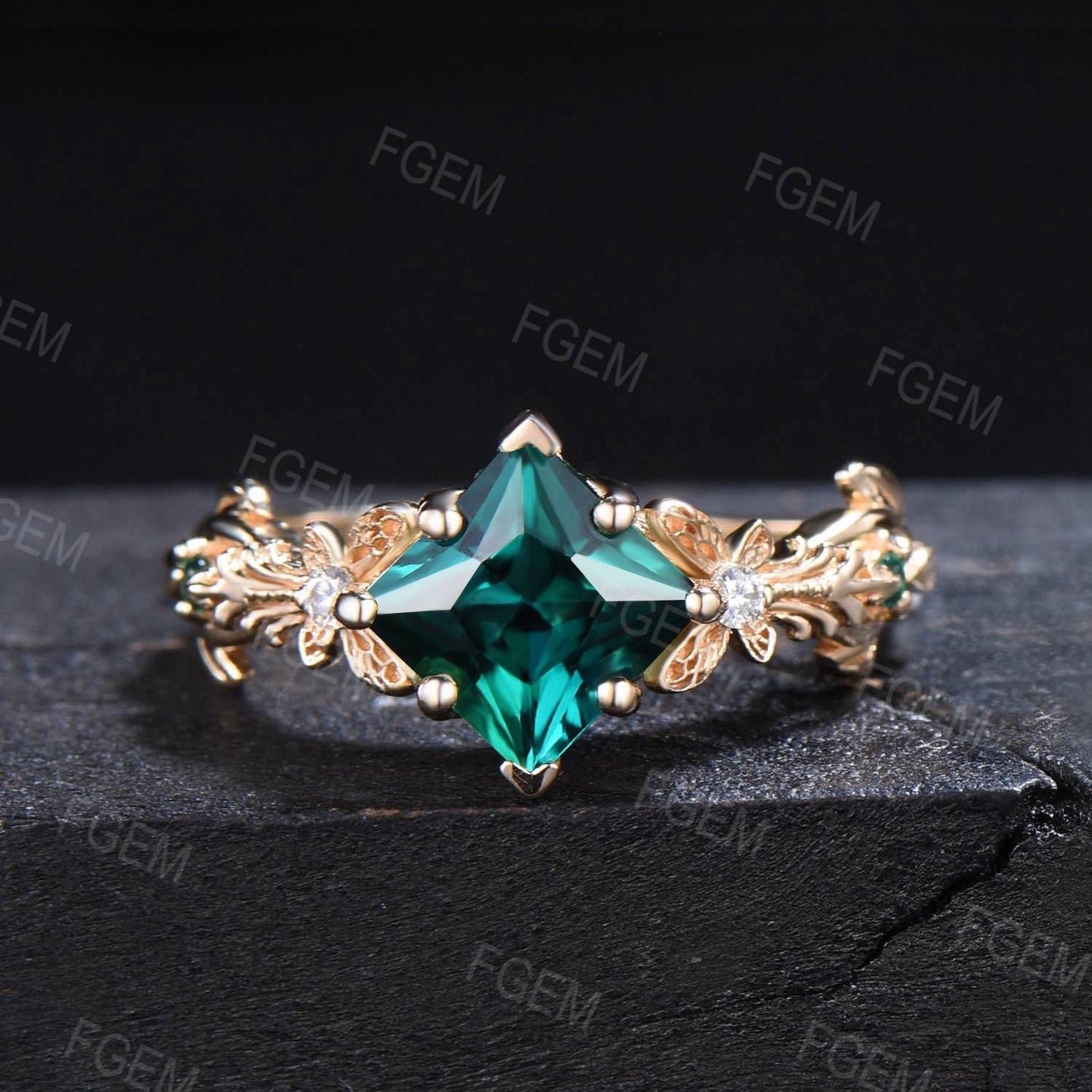Vintage Princess Cut Emerald Engagement Ring 10k/14k White Gold Filigree Butterfly Ring Unique Green Gemstone Ring May Birthstone Jewelry