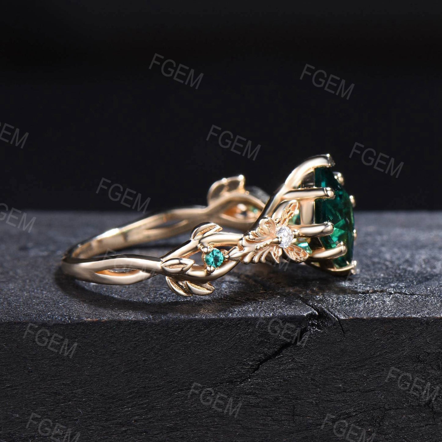 Vintage Princess Cut Emerald Engagement Ring 10k/14k White Gold Filigree Butterfly Ring Unique Green Gemstone Ring May Birthstone Jewelry