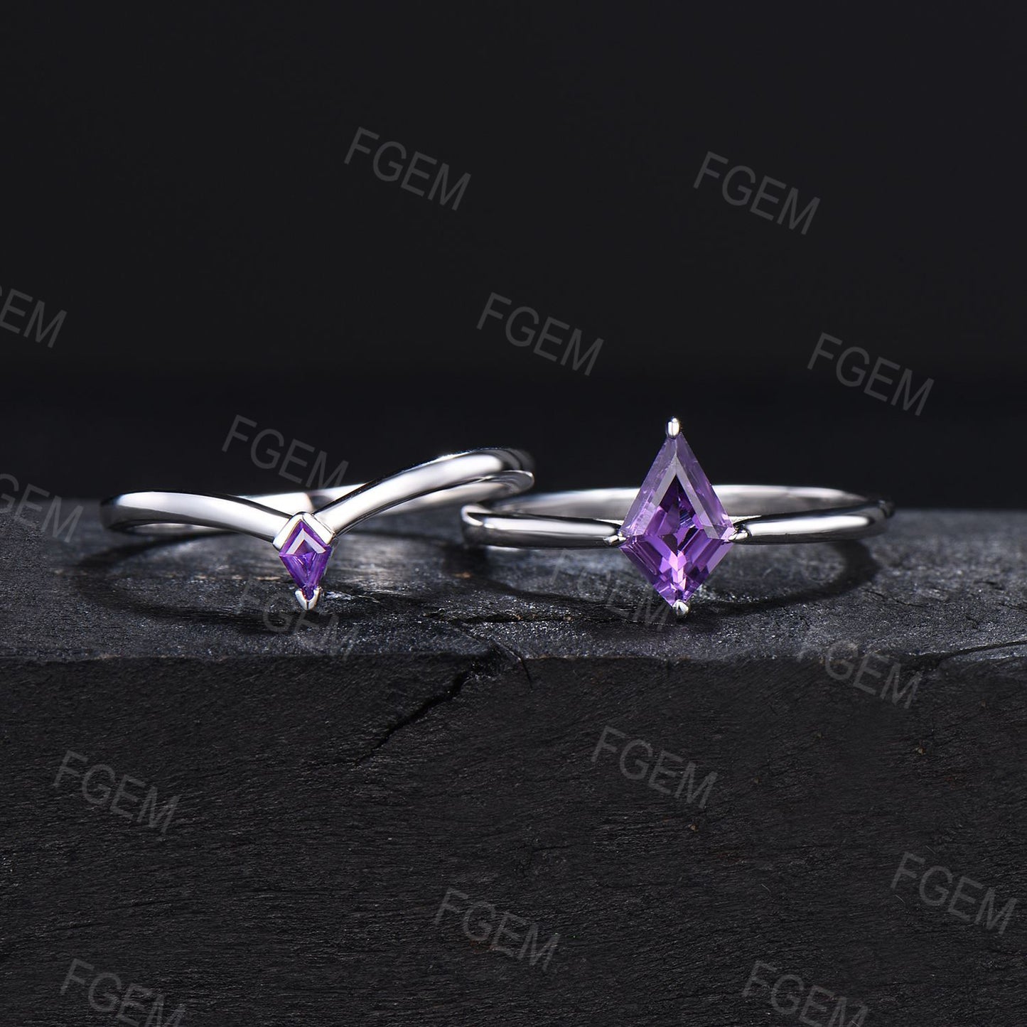 Unique 1CT Kite Cut Natural Amethyst Engagement Ring Set Purple Crystal Wedding Ring Set Purple Gemstone Ring Set Solitaire Amethyst Bridal Set