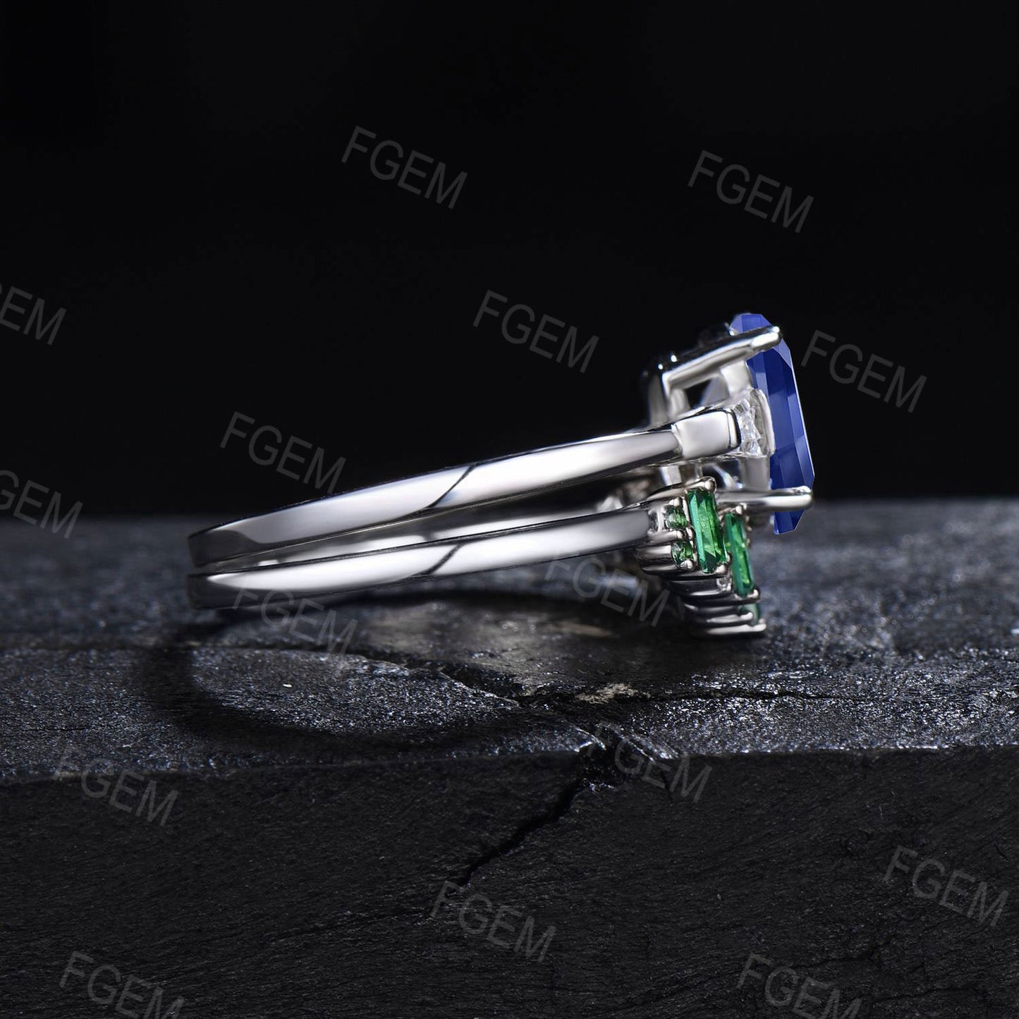 Oval Blue Sapphire Engagement Ring Set Unique Baguette Emerald Wedding Ring Blue Gemstone Ring September Birthstone Jewelry Proposal Gift