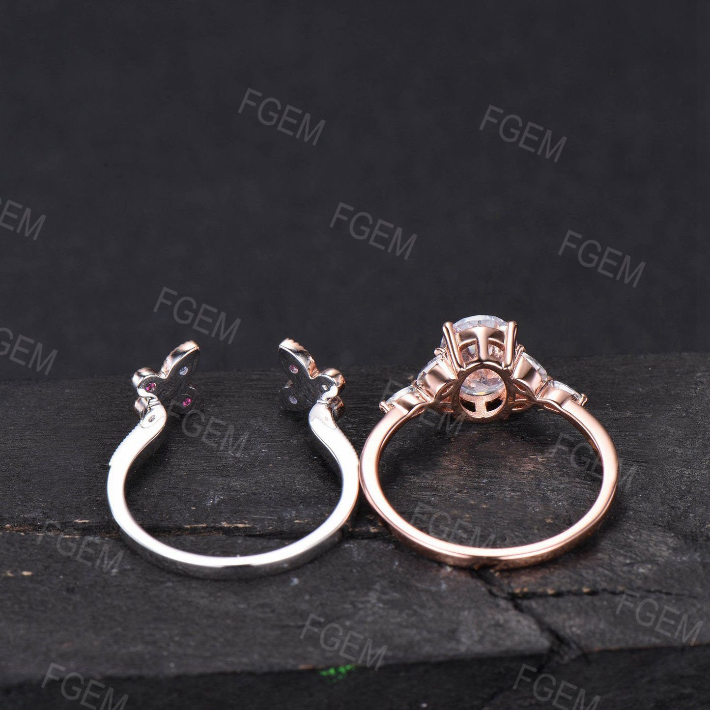 Dainty Butterfly Moissanite Engagement Ring Set 1.5CT Oval Moissanite Bridal Ring 14K Gold Wedding Ring Unique Sapphire Ruby Stacking Ring