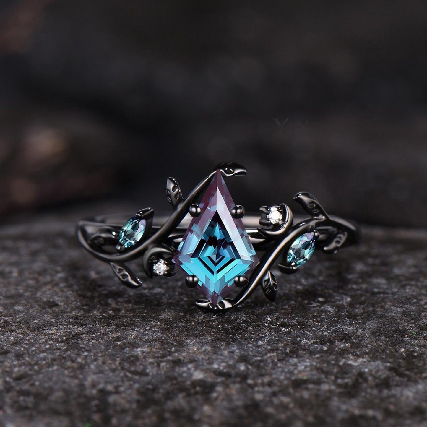 Kite Cut Alexandrite Engagement Ring Set Unique Leaf Vine Twig Branch Nature Inspired Ring Moon Ring June Birthstone 2pcs Bridal Ring Set