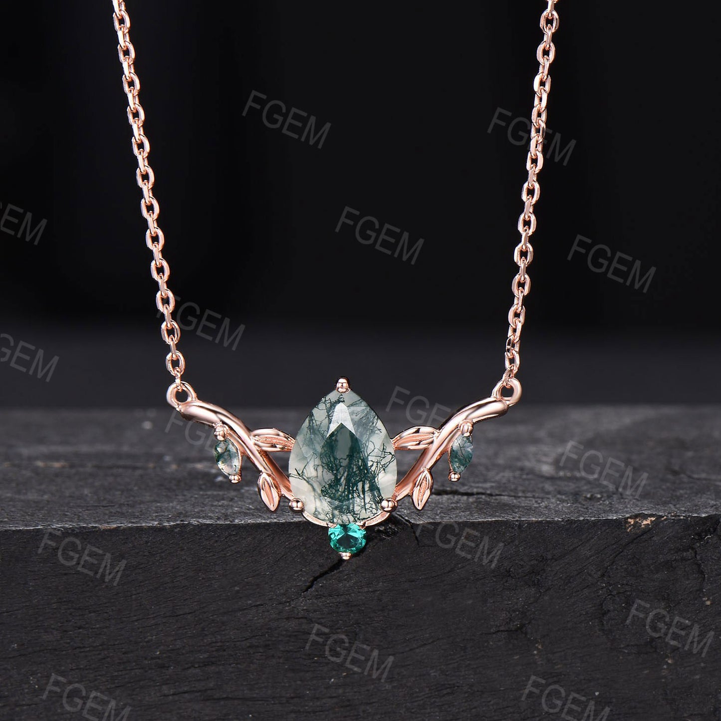 Teardrop Natural Moss Agate Necklace 14k/18k White Gold Necklace Vintage Leaf Vine Emerald Pendant Marquise Green Moss Necklace Women Gifts