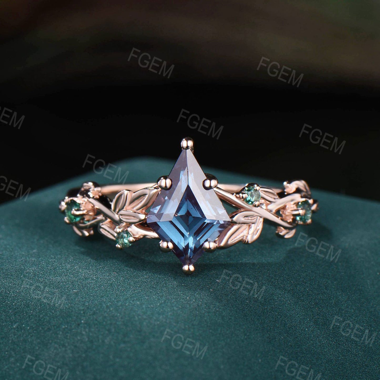 Kite Cut Engagement Ring Color-Change Alexandrite Wedding Ring Set Nature Inspired Alexandrite Leaf Branch Ring Emerald Amethyst Vine Band
