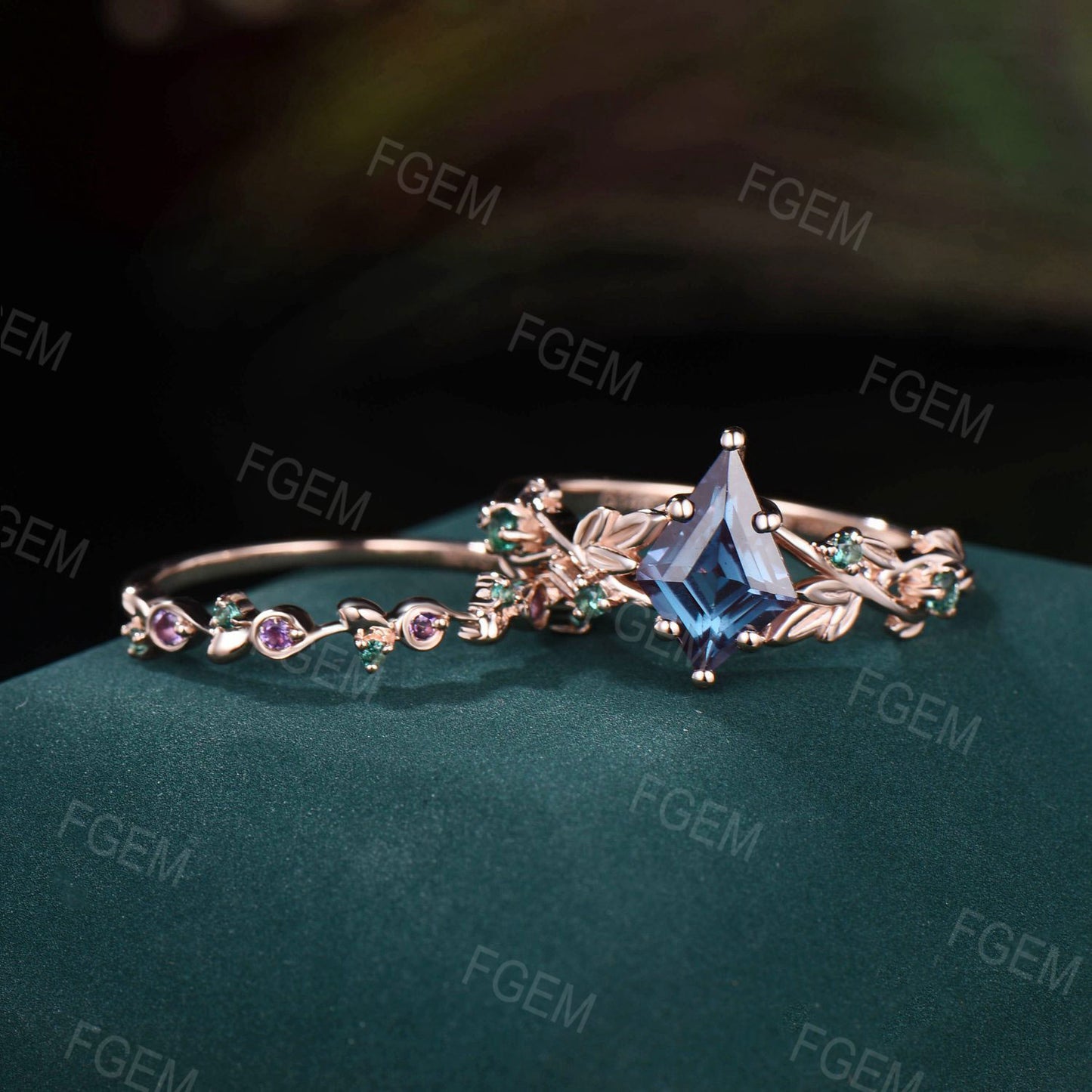 Kite Cut Engagement Ring Color-Change Alexandrite Wedding Ring Set Nature Inspired Alexandrite Leaf Branch Ring Emerald Amethyst Vine Band