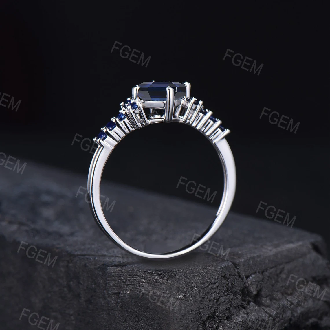 Sterling Silver Blue Sapphire Engagement Ring Vintage 7mm Round Cut Sapphire Wedding Ring September Birthstone Platinum Promise Ring Women