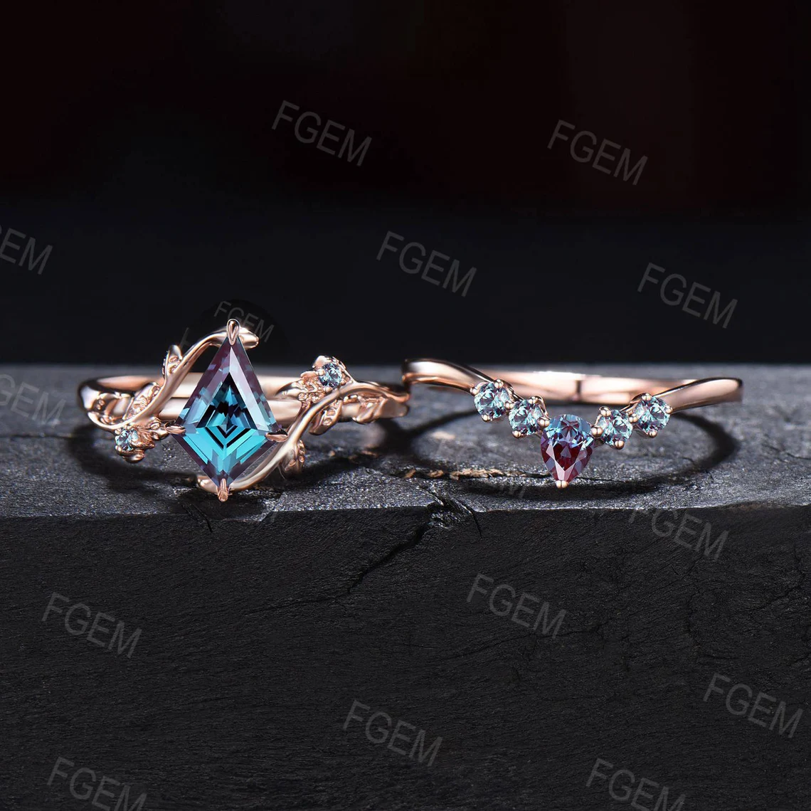 Kite Alexandrite Bridal Set Nature Inspired Color-Change Alexandrite Engagement Ring Leaf Vine Branch Wedding Ring Unique Anniversary Gifts