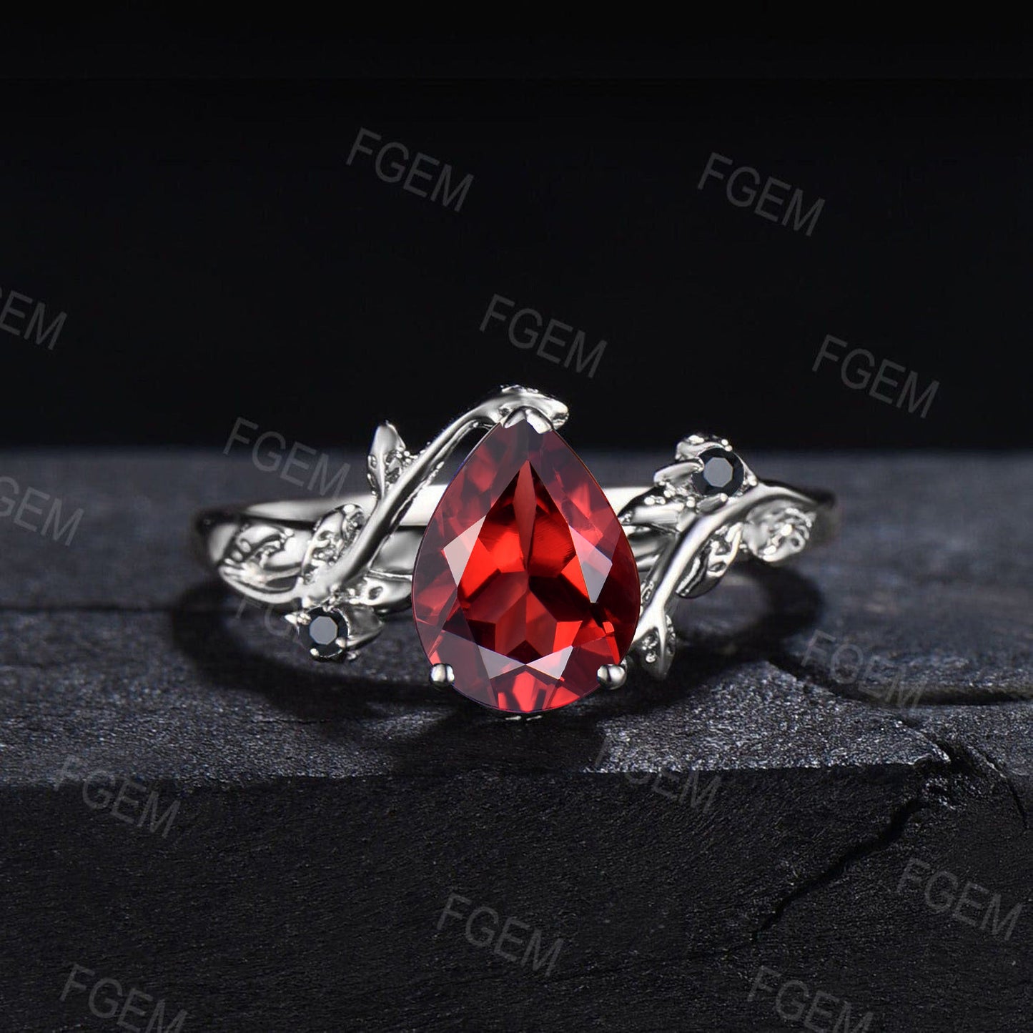 Natural Garnet and Black Diamond Bridal Rings 1.25ct Pear Shaped Red Garnet Engagement Rings Vintage Antique Art Deco Black Spinel Nature Wedding Ring Set