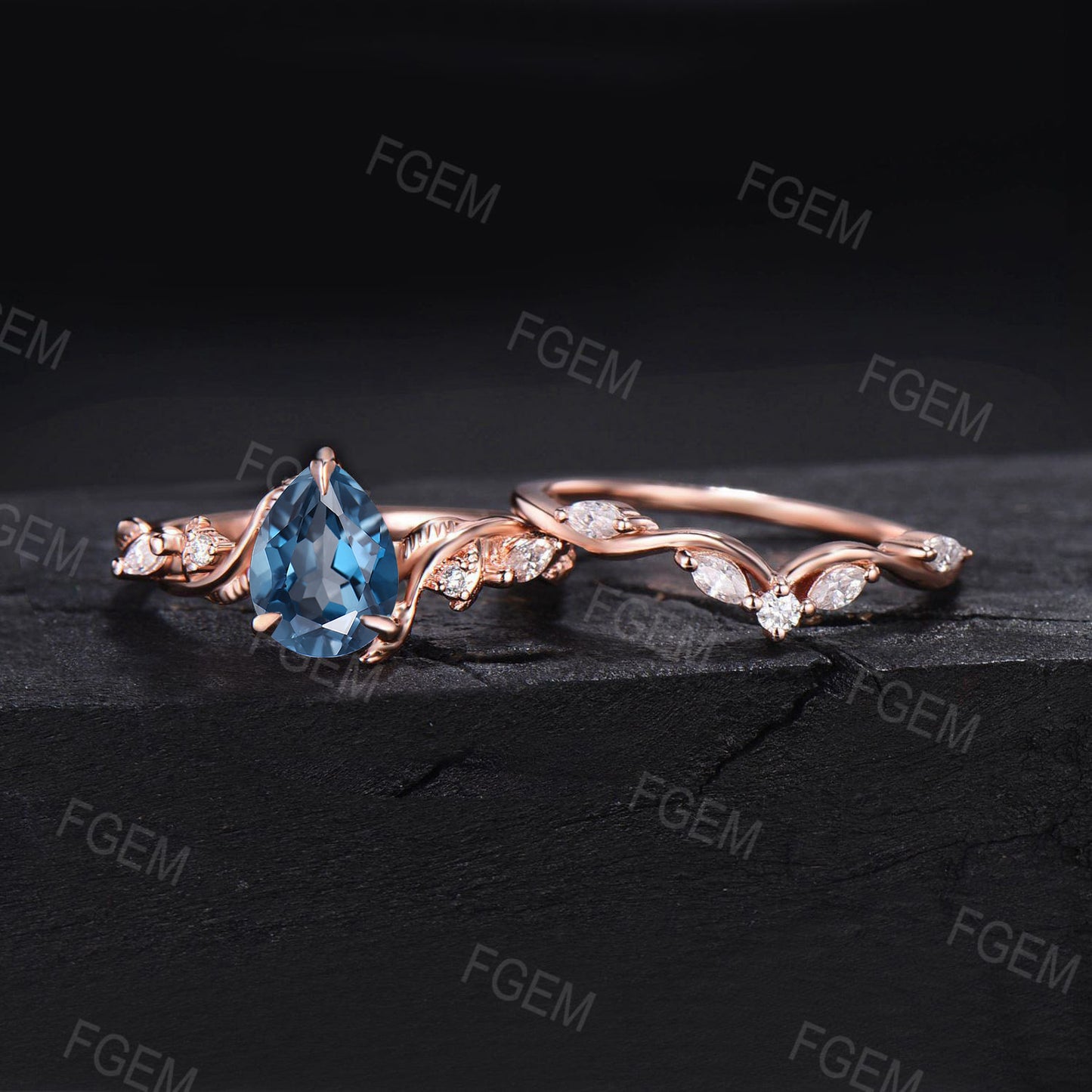 Unique 1.25ct Pear Shaped Leaf Natural London Blue Topaz Bridal Ring Set December Birthstone Wedding Ring Nature Inspired Engagement Rings