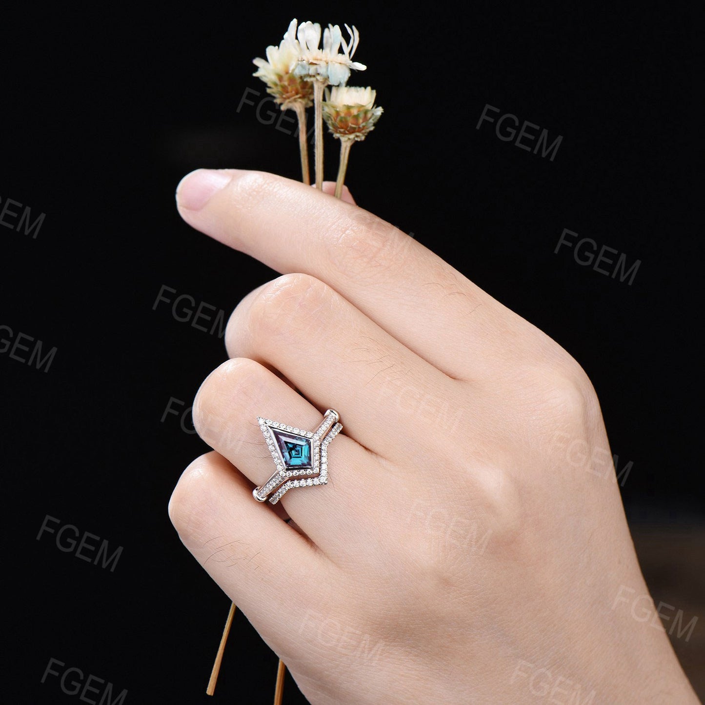 14k White Gold Kite Alexandrite Engagement Ring Classic Halo Alexandrite Ring Moissanite Enhancer Guard Ring June Birthstone Proposal Gift