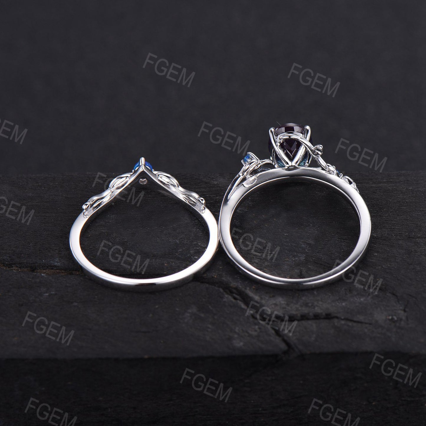 Oval Alexandrite Blue Opal Bridal Ring Set Branch Leaf Vine Color-Change Alexandrite Engagement Ring Unique Wedding Anniversary Gifts