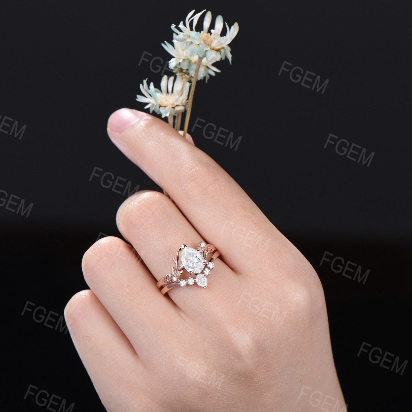 1.25ct Pear Moissanite Wedding Ring Set Nature Inspired Moissanite Diamond Engagement Ring Leaf Vine Branch Bridal Set Unique Promise Gifts