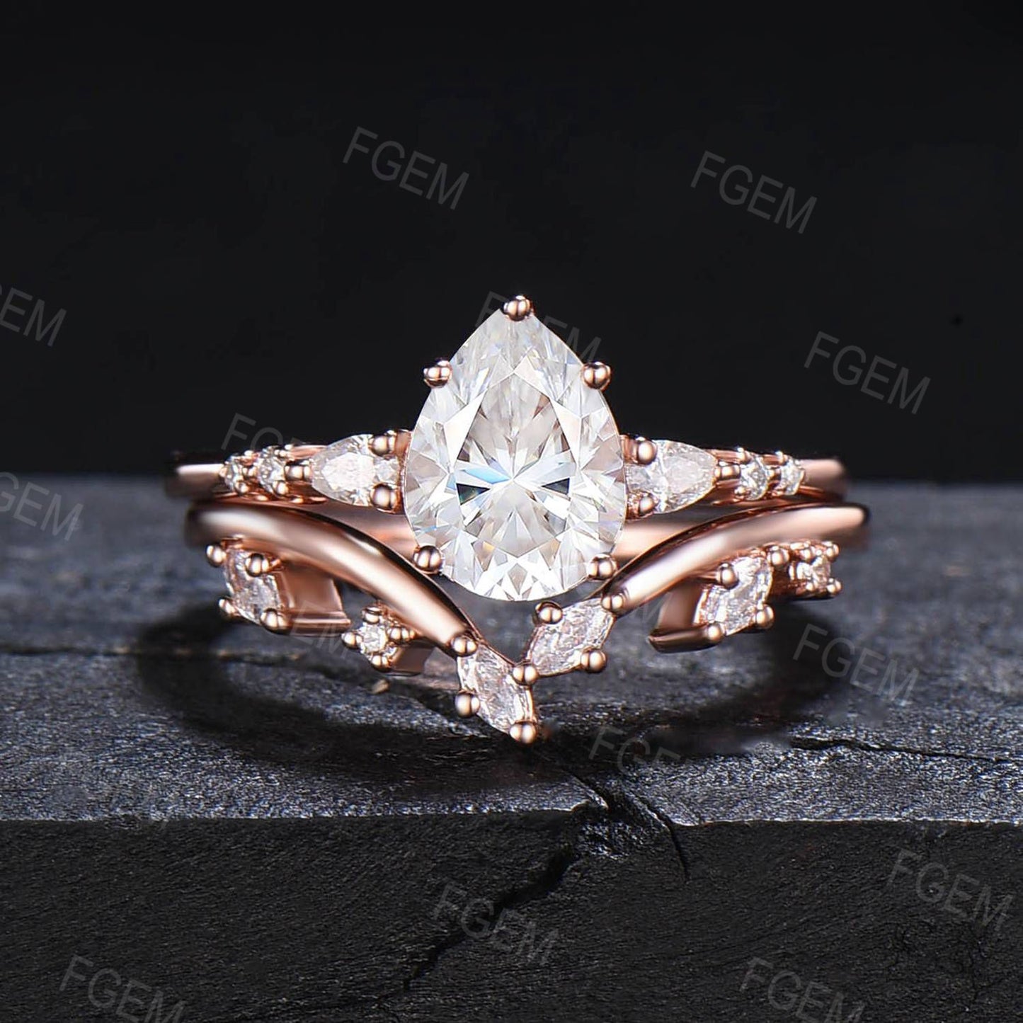 1.25ct Teardrop Moissanite Engagement Ring Set Vintage 14K Rose Gold Pear Wedding Ring Moissanite Diamond Bridal Set Anniversary Gift for Women