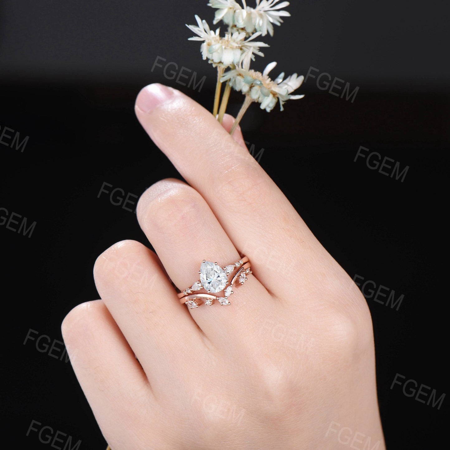 1.25ct Teardrop Moissanite Engagement Ring Set Vintage 14K Rose Gold Pear Wedding Ring Moissanite Diamond Bridal Set Anniversary Gift for Women