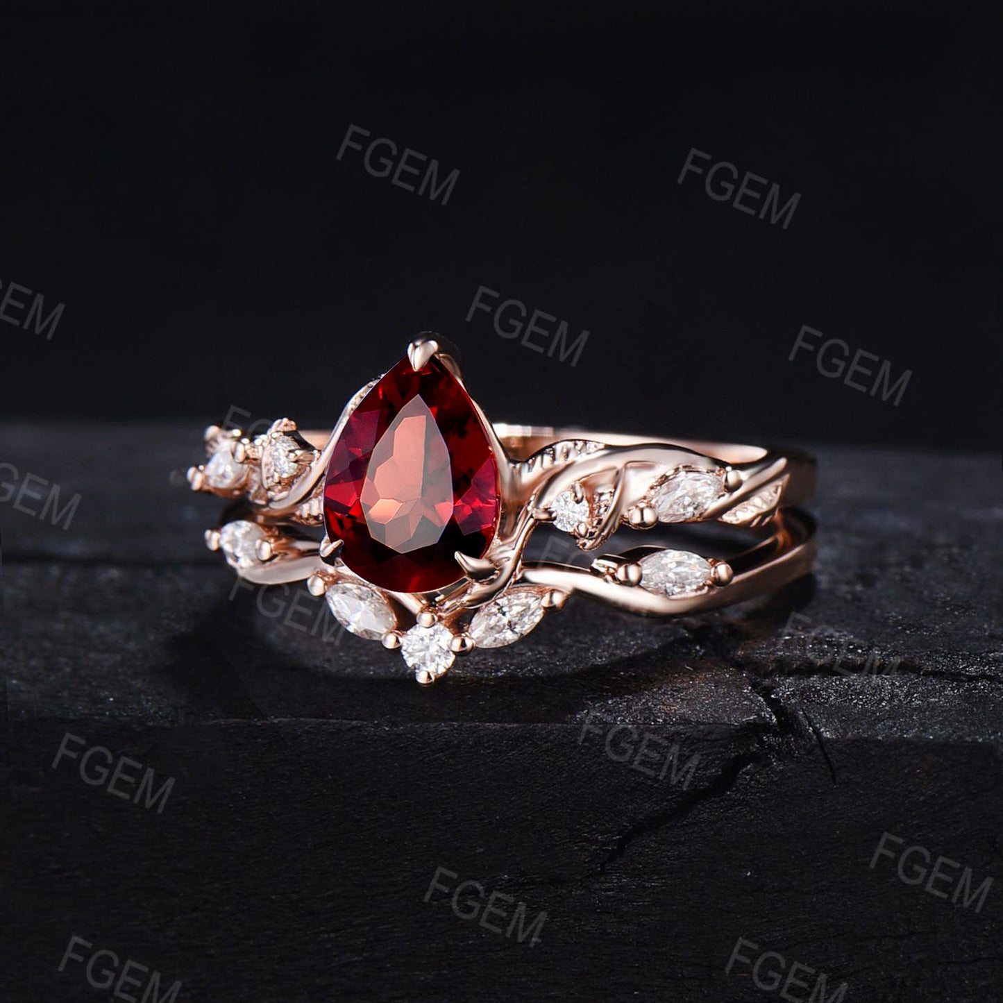 Pear Natural Garnet Engagement Ring Set Nature Inspired Jewelry 14K Rose/Black Gold Twig Vine Red Garnet Bridal Set January Birthstone Gift