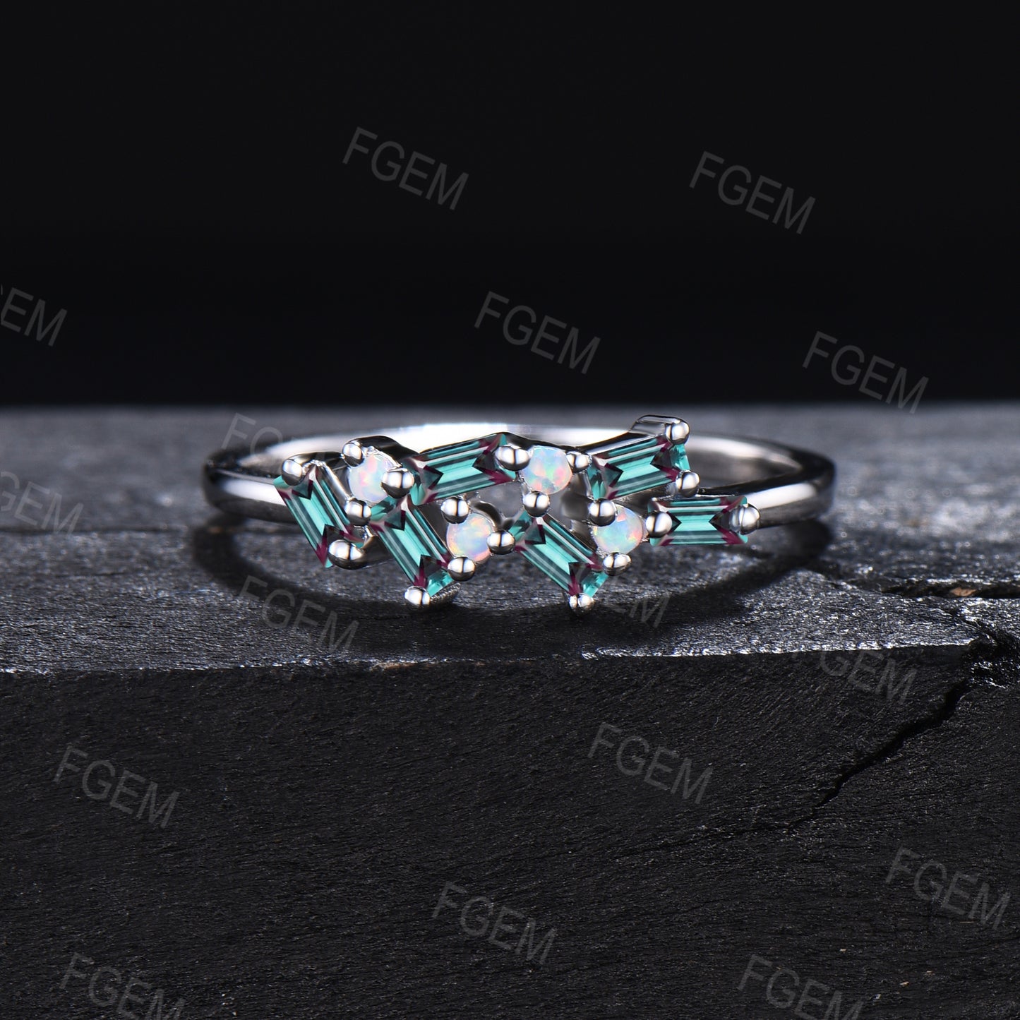 Vintage Alexandrite Opal Wedding Band 10K Rose Gold Baguette Alexandrite Cluster Wedding Ring Dainty Art Deco Half Eternity Minimalist Ring