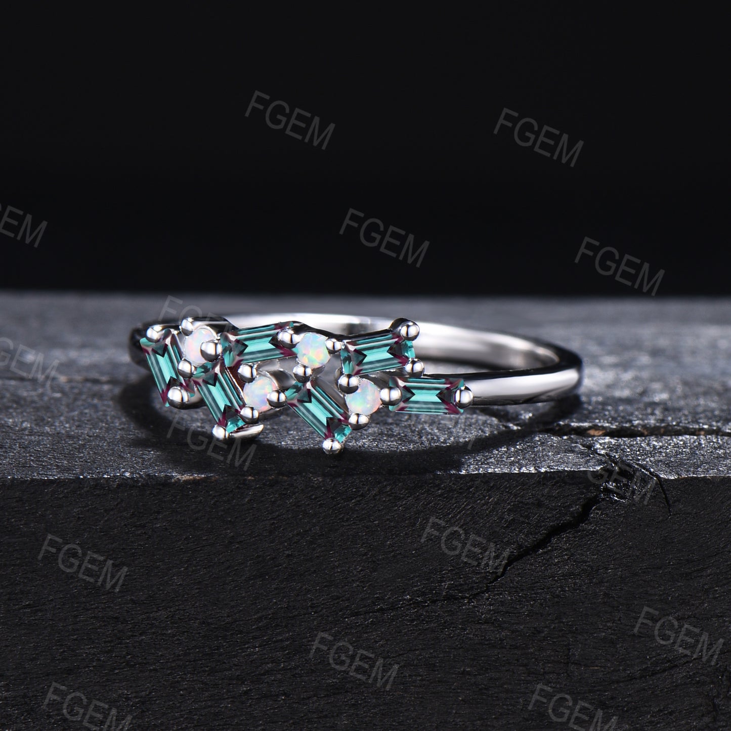 Vintage Alexandrite Opal Wedding Band 10K Rose Gold Baguette Alexandrite Cluster Wedding Ring Dainty Art Deco Half Eternity Minimalist Ring