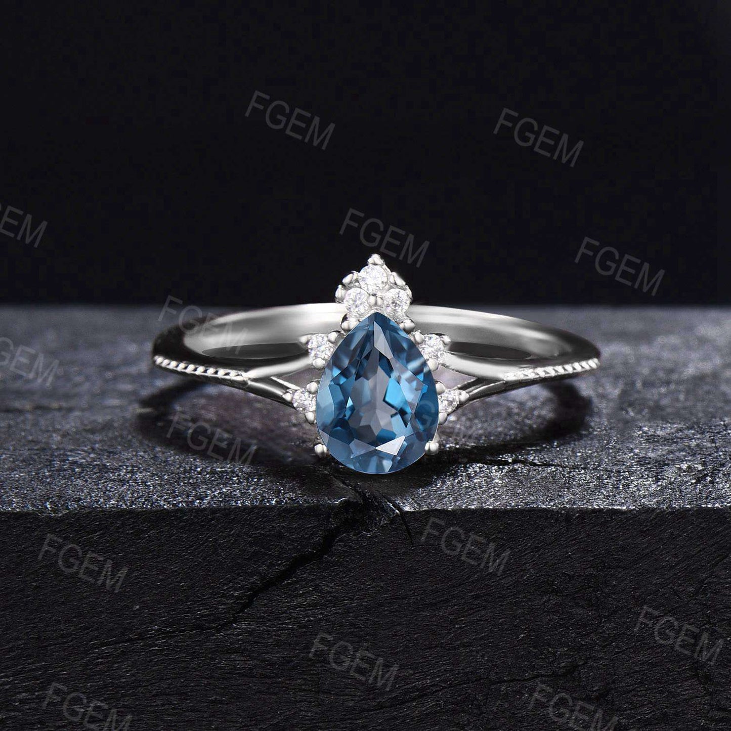Pear Natural London Blue Topaz Ring Set Nature Inspired Topaz Split Bridal Set Unique Leaf Band December Birthstone Ring Celestial Ring Gift