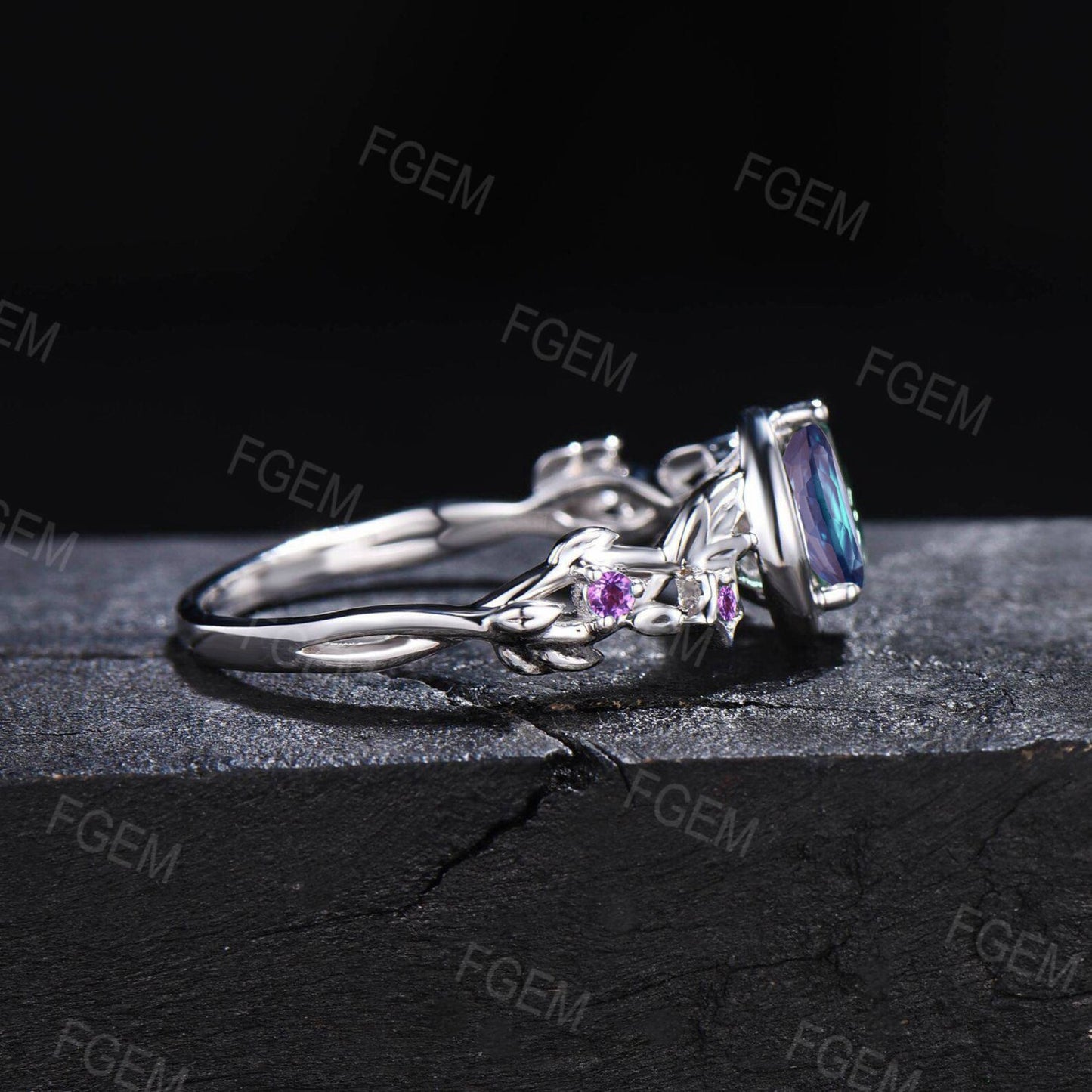 Nature Inspired Color-Change Alexandrite Engagement Ring Moon Star Design Pear Alexandrite Ring Cluster Purple Amethyst Branch Wedding Ring