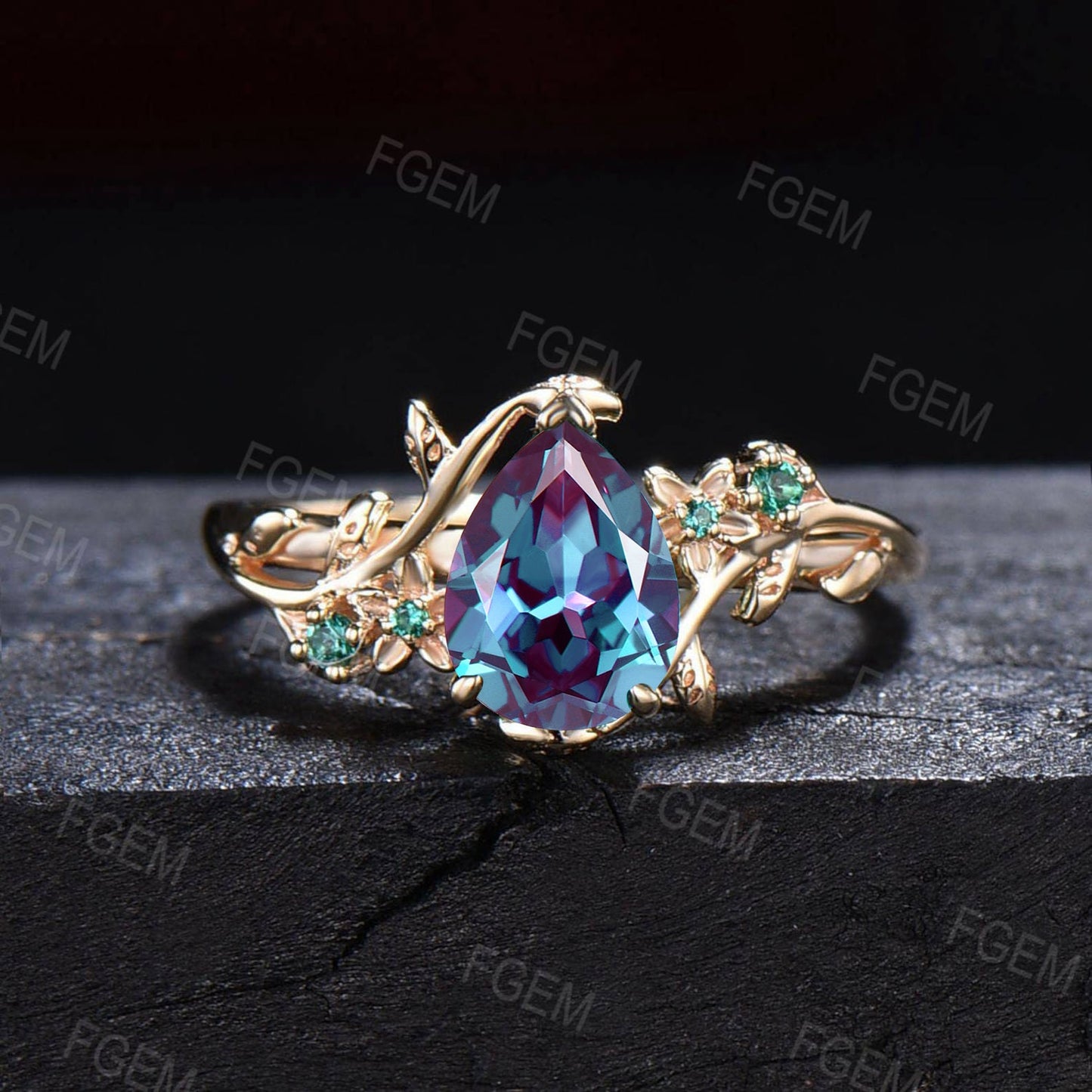1.25CT Pear Nature Inspired Flower Color-Change Alexandrite Engagement Ring Branch Cluster Emerald Floral Wedding Ring Unique Promise Gifts