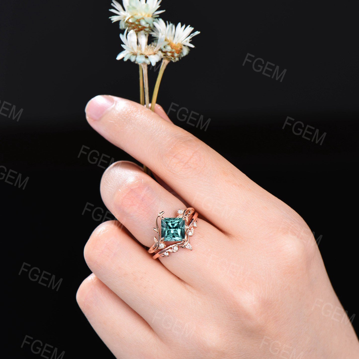 Nature Inspired Green Sapphire Moissanite Ring Set 7mm Princess Cut Green Blue Montana Teal Sapphire Branch Leaf Engagement Ring Anniversary Gift for Women