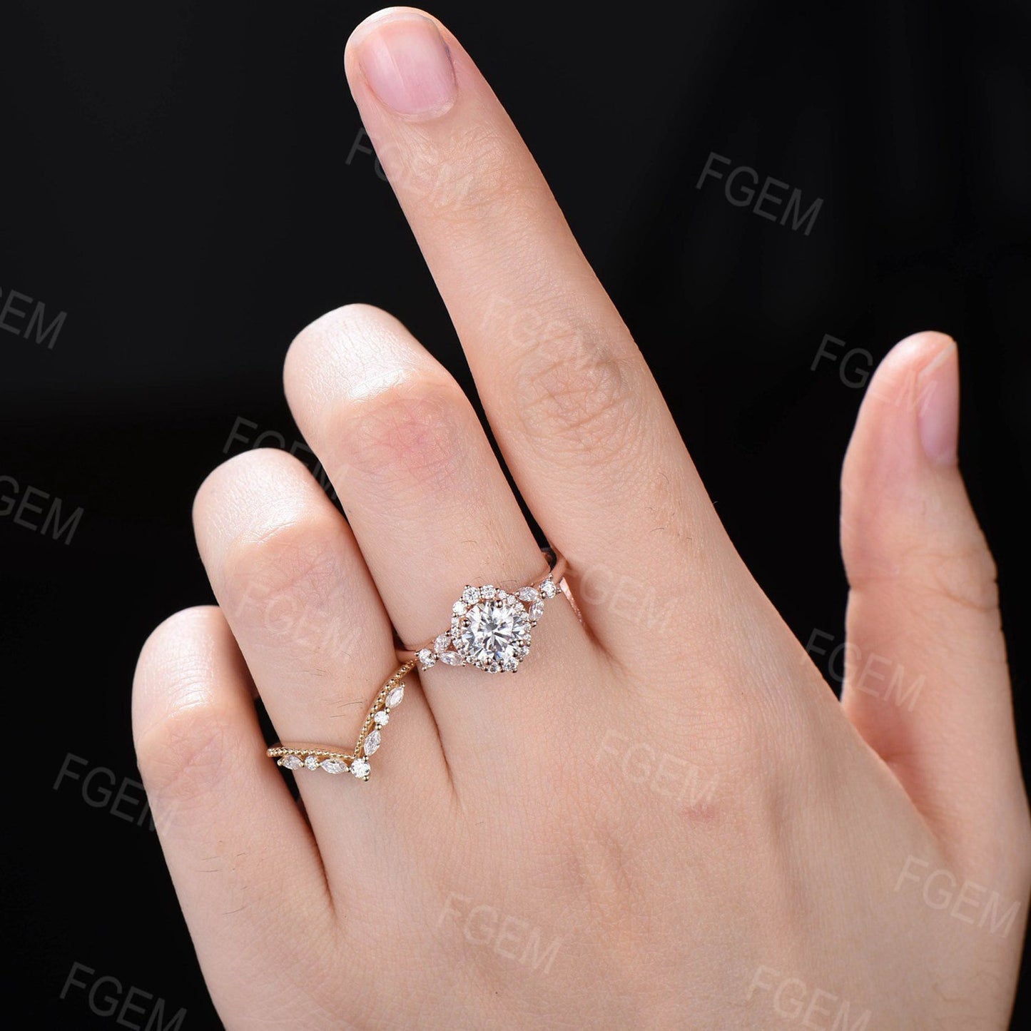 Unique Flower Design Moissanite Diamond Halo Wedding Ring Set 14K Rose Gold Round Moissanite Engagement Ring Vintage Anniversary Gifts