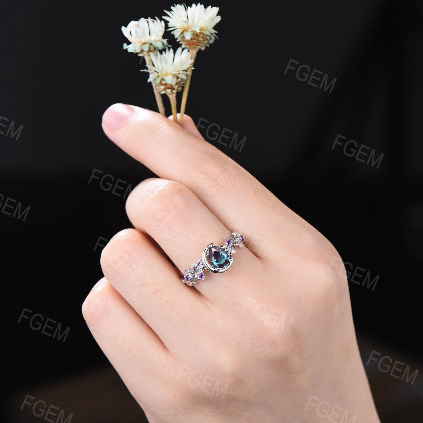 Nature Inspired Color-Change Alexandrite Engagement Ring Moon Star Design Pear Alexandrite Ring Cluster Purple Amethyst Branch Wedding Ring