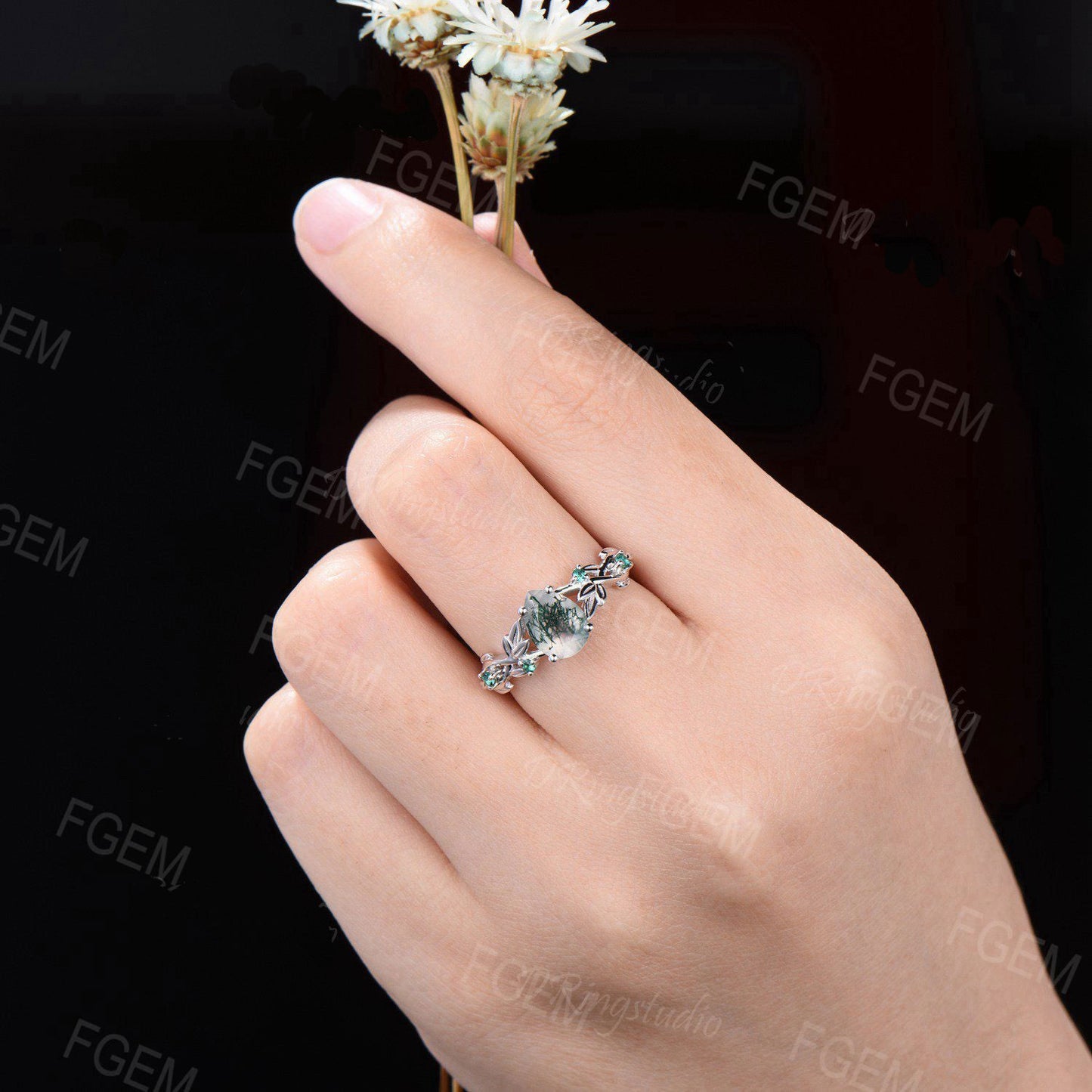 Black Gold Twig Ring Teardrop Natural Moss Agate Engagement Ring Branch Leaf Emerald Agate Stone Wedding Ring Green Gemstone Proposal Gifts