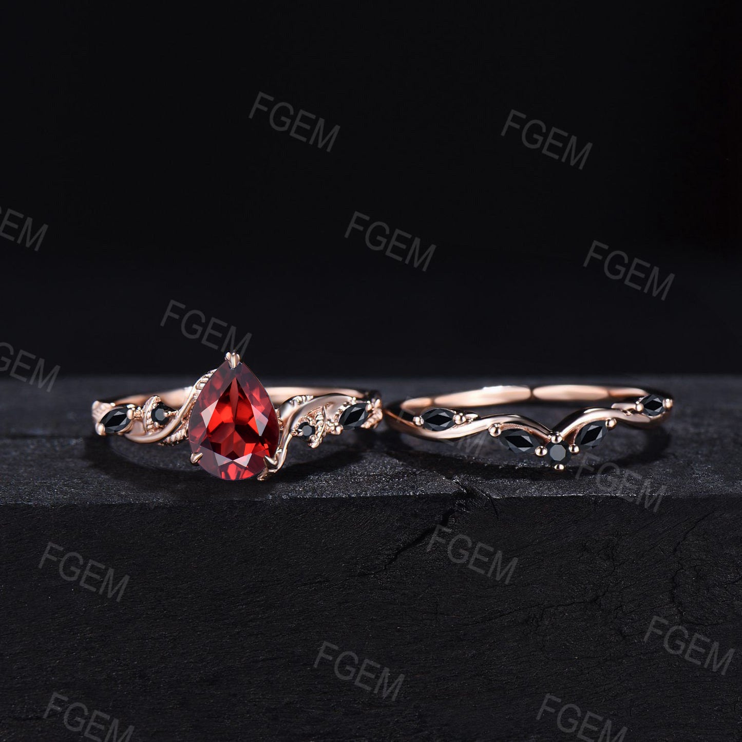 Twisted Vine Natural Garnet and Black Diamond Bridal Ring 1.25ct Pear Cut Red Garnet Engagement Rings Vintage Antique Art Deco Nature Inspired Wedding Ring Set