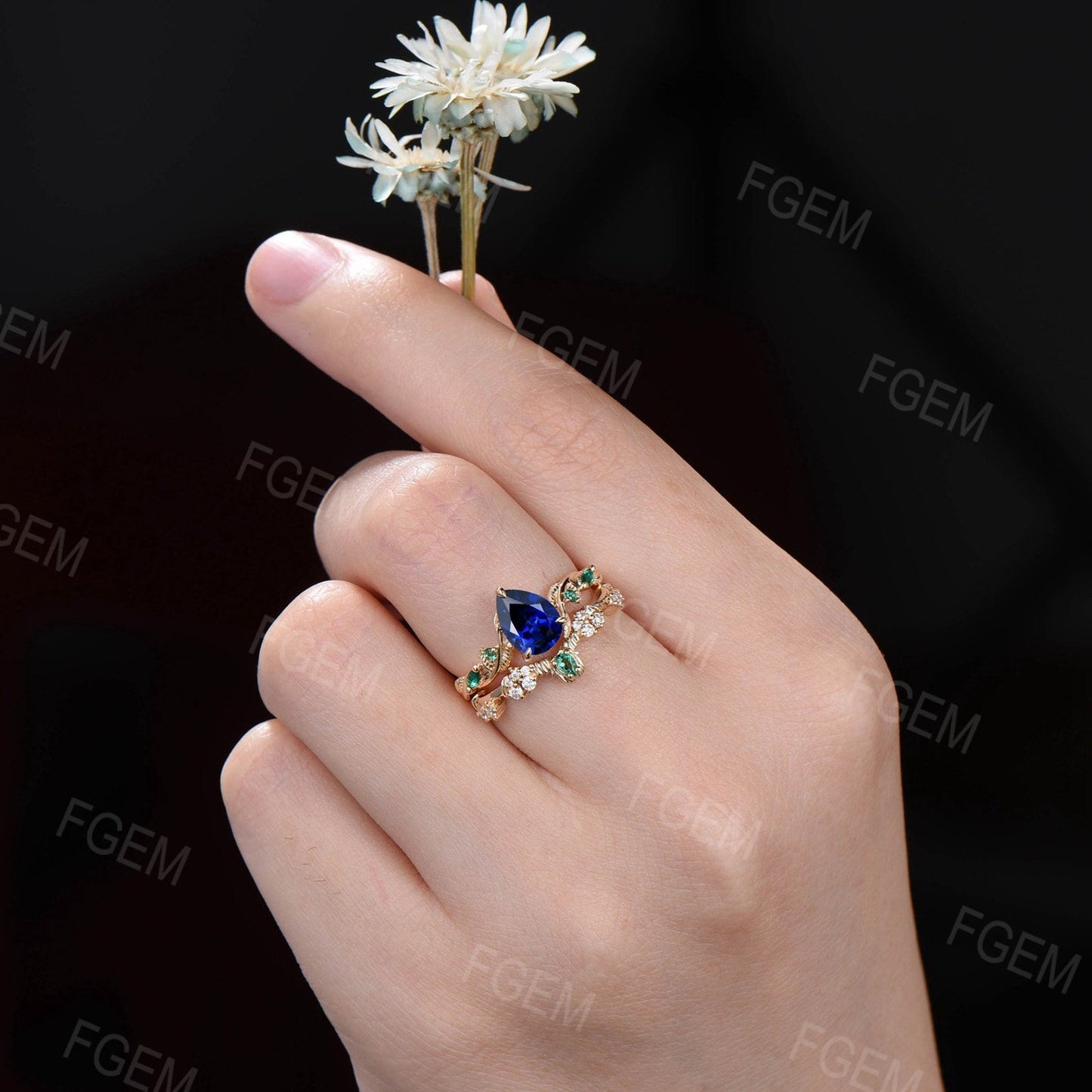 Twig Vine Blue Sapphire Engagement Ring Set Vintage Nature Inspired Pear Cut Blue Sapphire Emerald Promise Ring Antique Noble Gift for Women