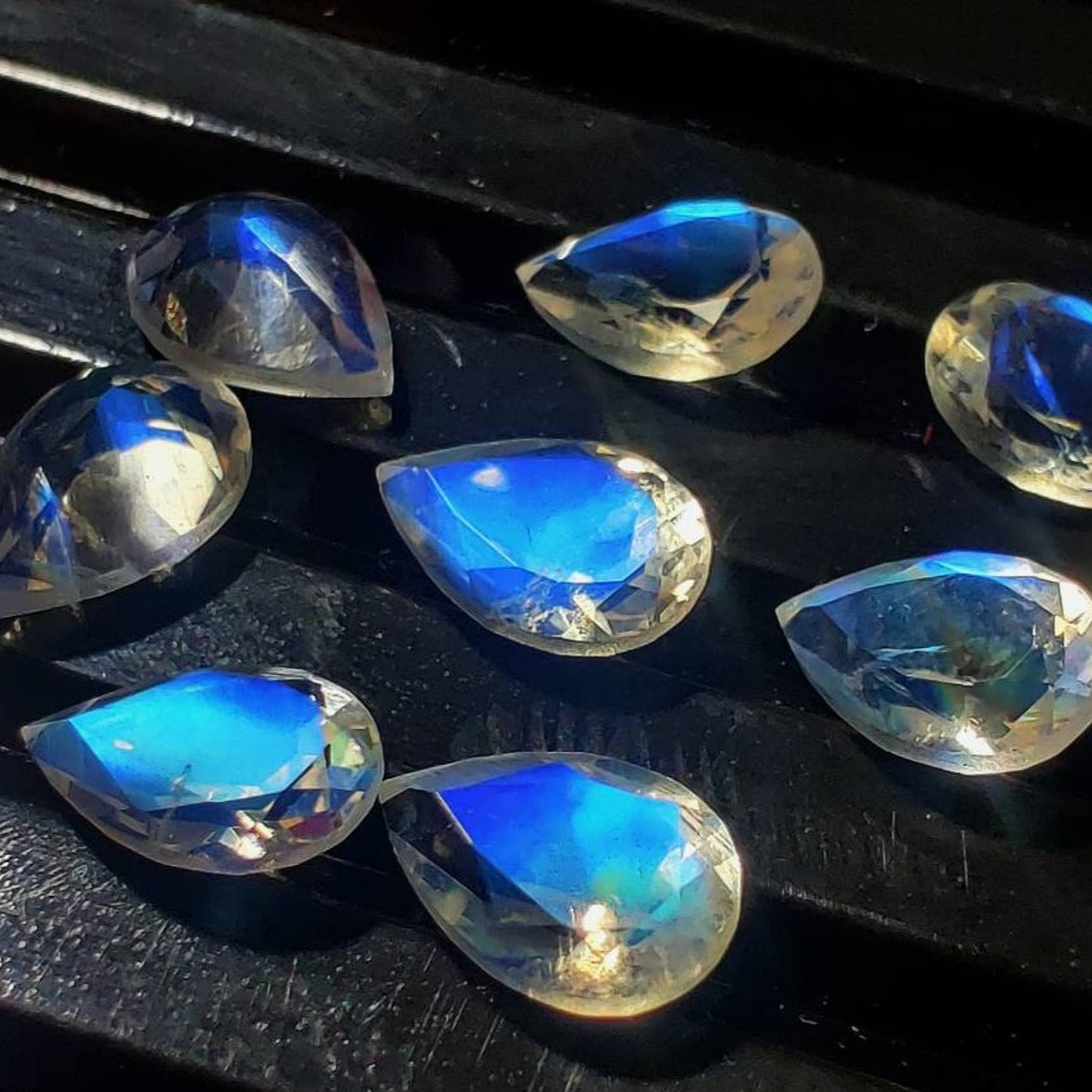 Rose Gold Real Moonstone Engagement Ring 1ct Hexagon Cut Leaf Natural Rainbow Moonstone Jewelry Nature Inspired Blue Moonstone Wedding Ring