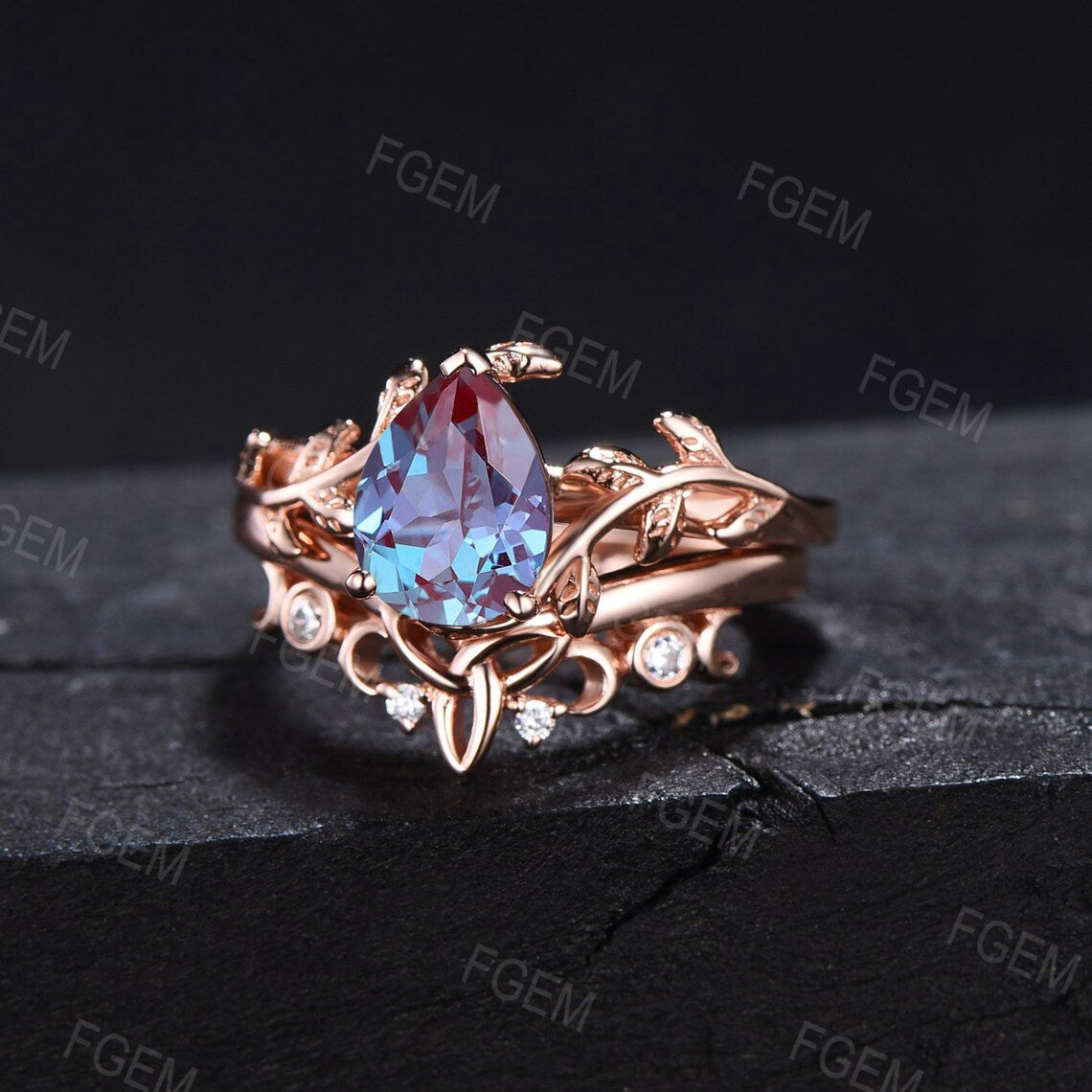 Nature Engagement Ring Set 10K/14K/18K Rose Gold Unique 1.25ct Pear Shaped Alexandrite Leaf Solitaire Rings Celtic Wedding Band Promise Gift