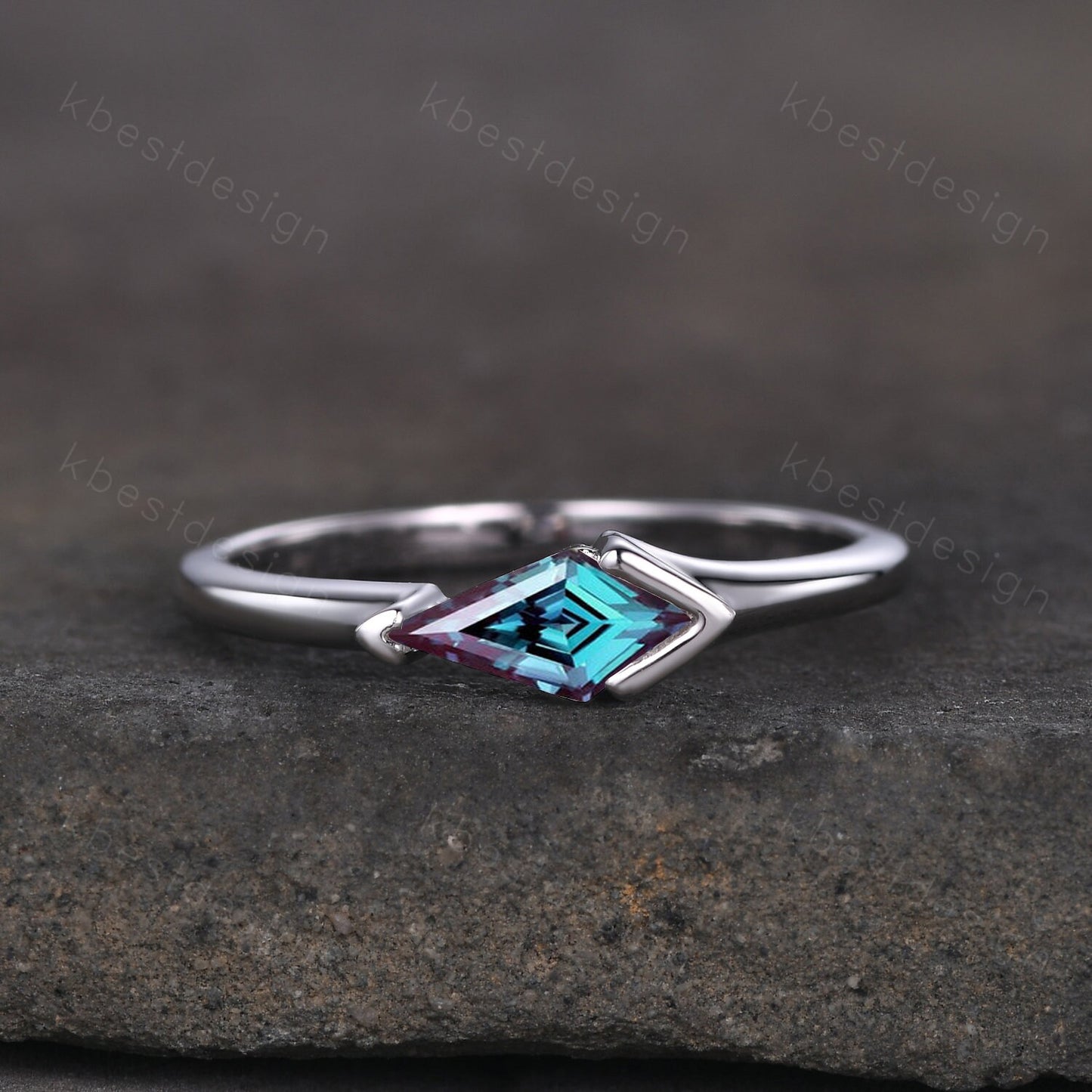 Vintage Alexandrite engagement ring kite cut ring silver rings for women Minimalist anniversary bridal ring promise gift half bezel set ring
