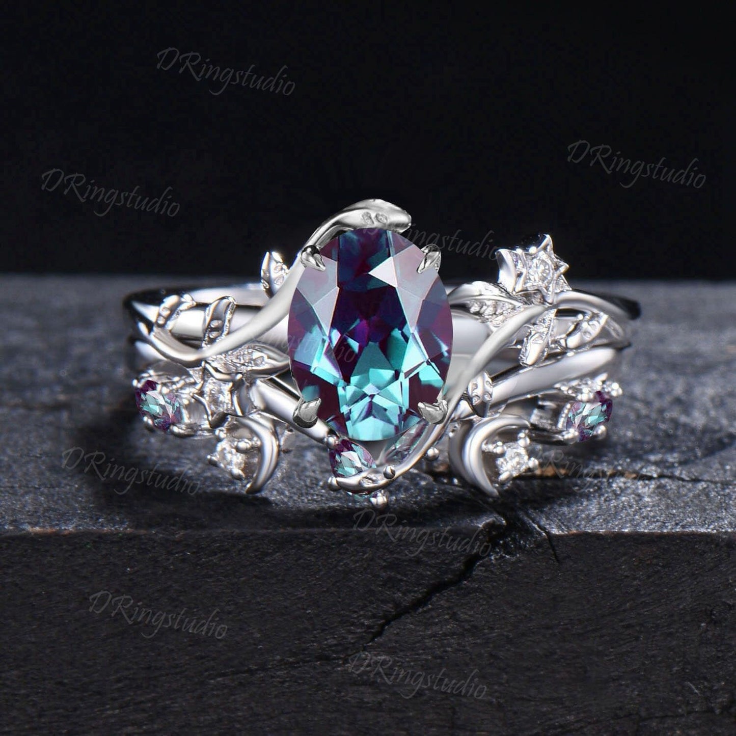 Princess Cut Alexandrite Engagement Ring Set Nature Inspired Black Gold Ring Moon Leaf Moissanite Wedding Ring Set