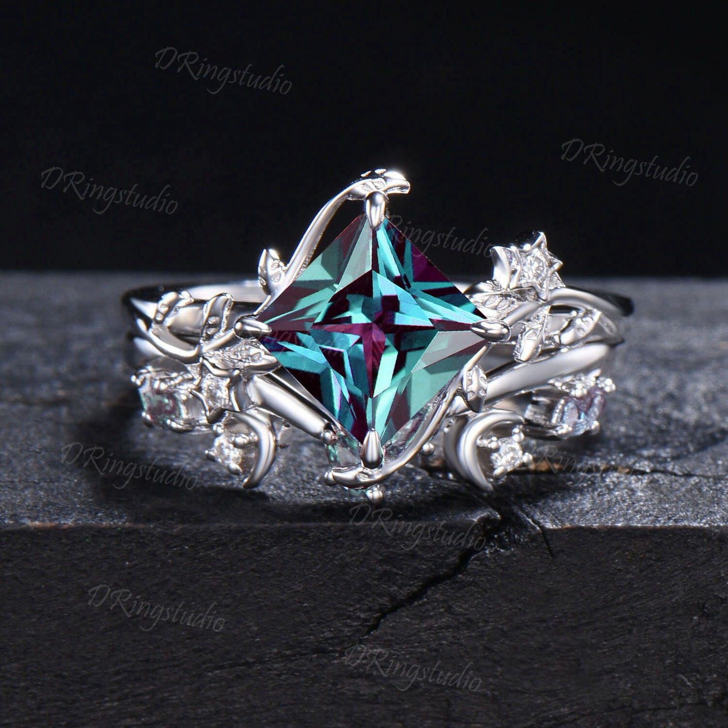 Princess Cut Alexandrite Engagement Ring Set Nature Inspired Black Gold Ring Moon Leaf Moissanite Wedding Ring Set