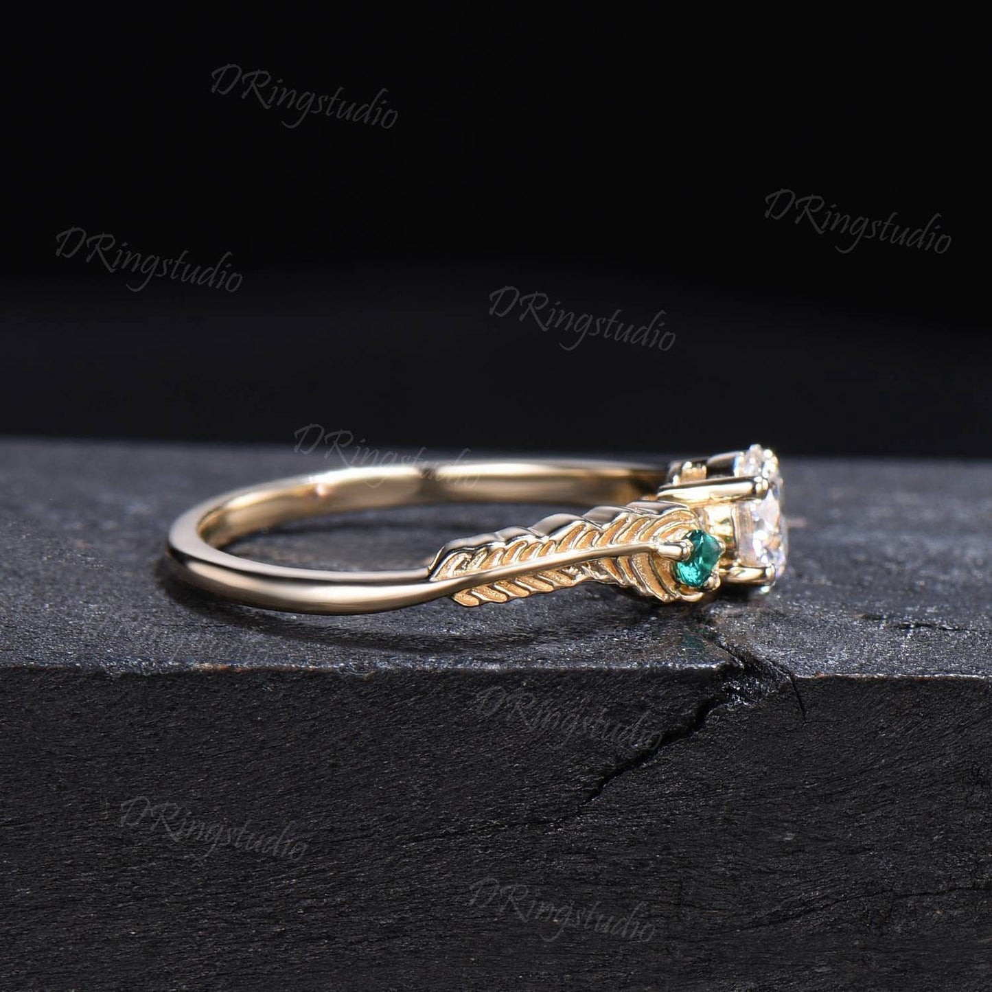 Unique Peacock Ring Round Cut Vintage Moissanite Engagement Ring Dainty Gold Peacock Feather Diamond Ring Bohemian Jewelry Gift for Women