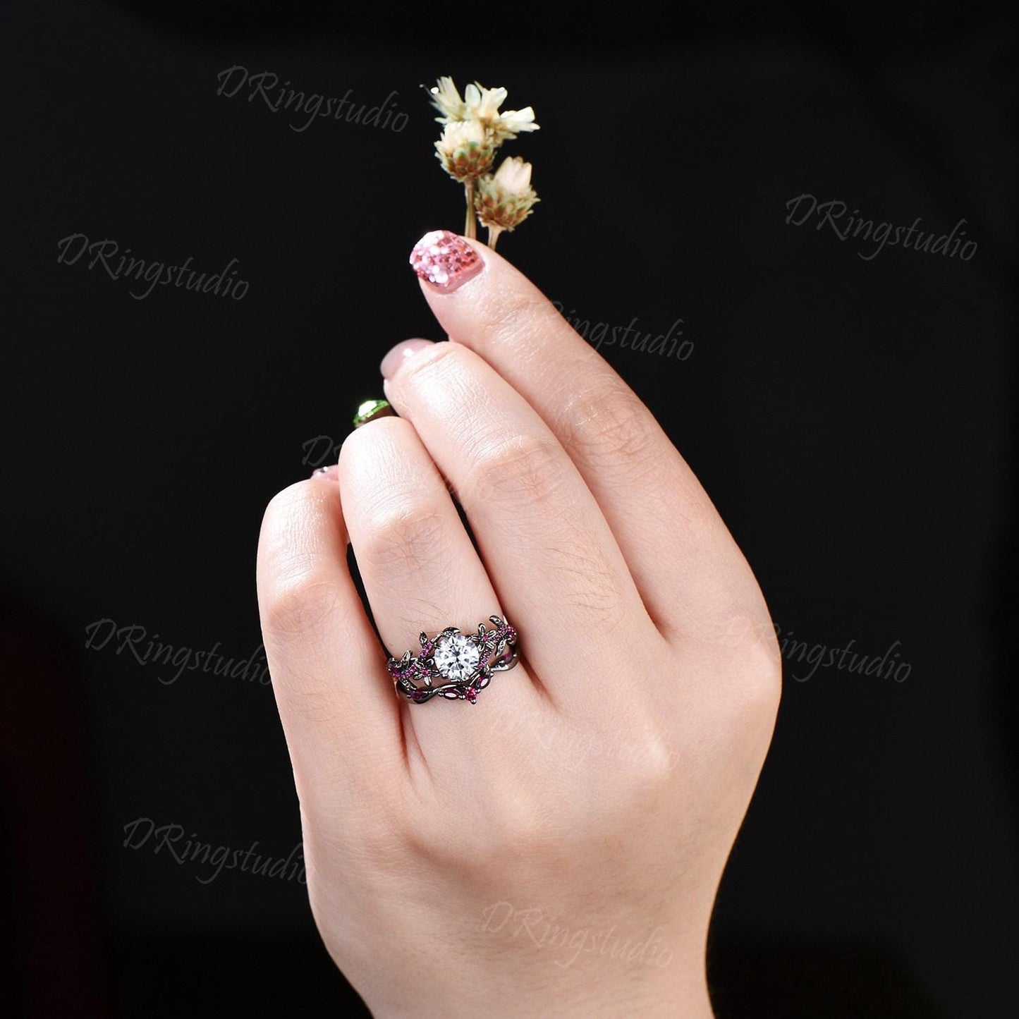 Black Gold Round Moissanite Ruby Engagement Ring Set Art Deco Red Ruby Floral Wedding Ring Gothic Black Leaf Branch Bridal Set Promise Gift