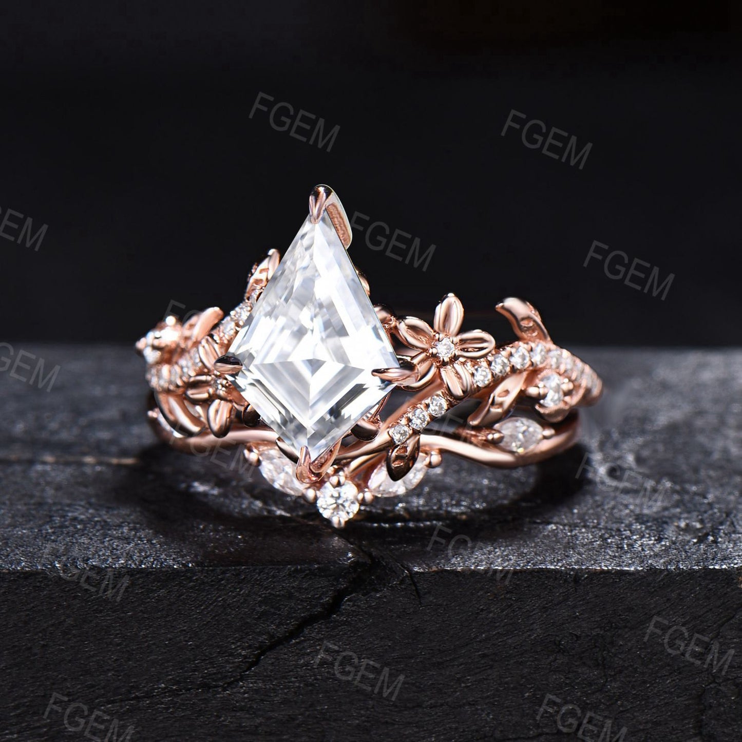 Twig Twist Kite Cut Moissanite Engagement Ring Dainty Floral Moissanite Wedding Ring Set Branch Leaf Ring 14k Rose Gold 2PCS Bridal Ring Set
