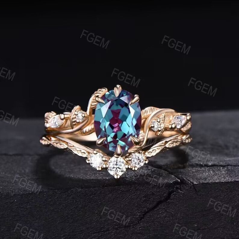 Nature Inspired Alexandrite Ring Set 1.5ct Oval Cut Color-Change Alexandrite Engagement Ring Leaf Ring Set Moissanite Vine Wedding Ring Gift
