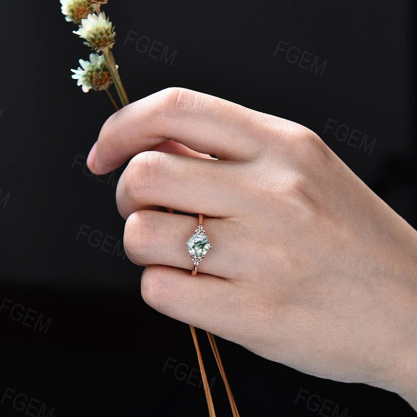 Hexagon Cut Natural Moss Agate Engagement Ring Vintage Aquatic Agate Ring Anniversary Gift Green Gemstone Ring Healing Crystal Jewelry