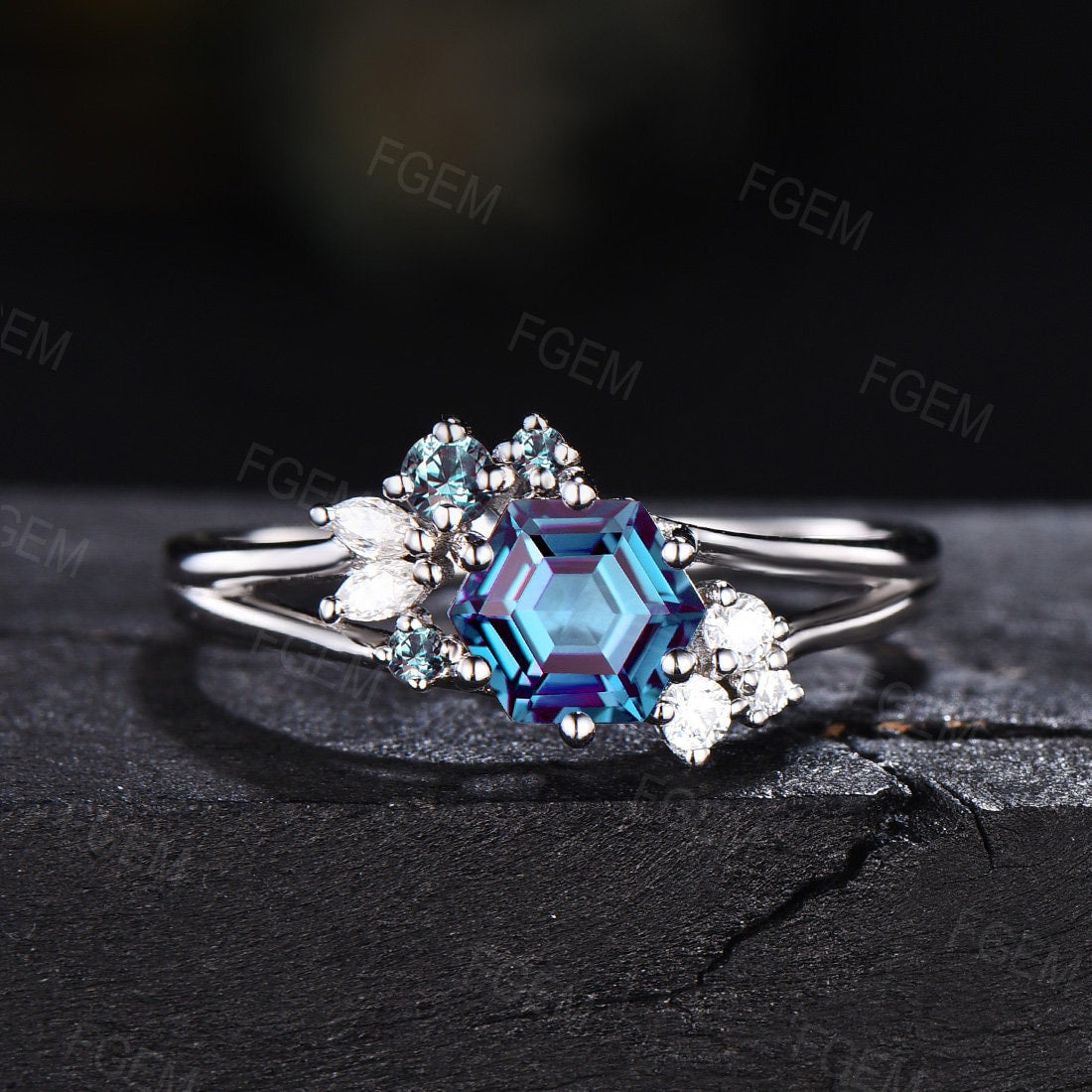June Birthstone Ring for Women Color Change Alexandrite Cluster Engagement Ring Anniversary Gift For Her Split Shank Moissanite Wedding Ring