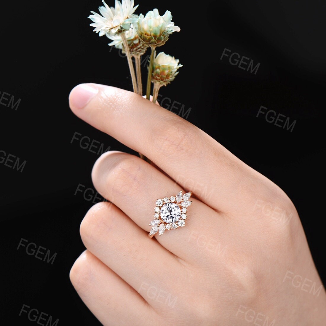 Round Moissanite Cluster Engagement Ring Unique Flower Design Moissanite Diamond Jewelry Halo Wedding Ring Vintage Anniversary Gift Women