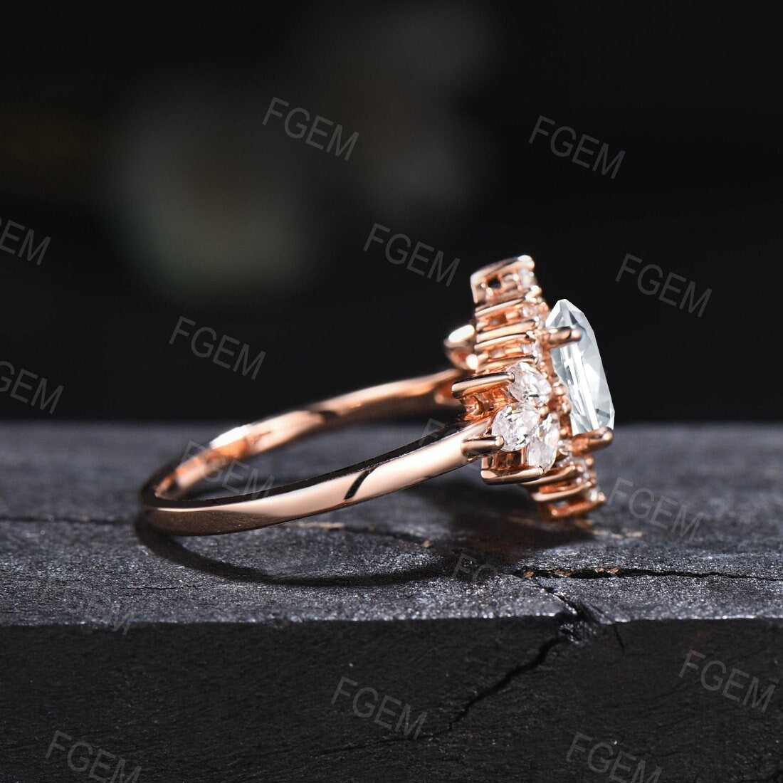 Round Moissanite Cluster Engagement Ring Unique Flower Design Moissanite Diamond Jewelry Halo Wedding Ring Vintage Anniversary Gift Women