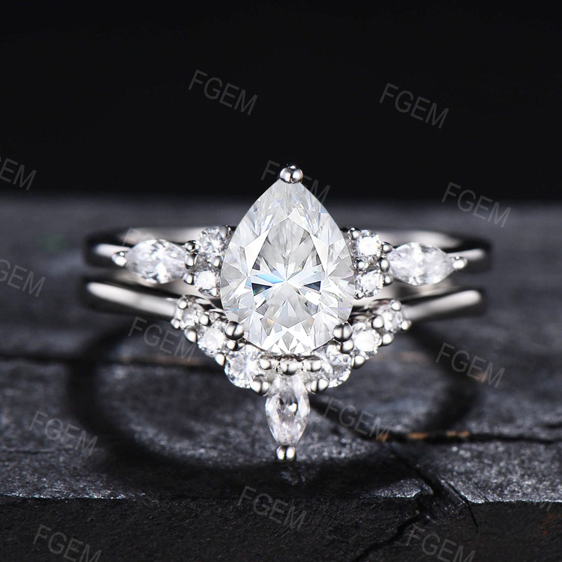 Sterling Silver Pear Shaped Moissanite Engagement Ring Set 1.25ct Diamond Wedding Bridal Ring April Birthstone Anniversary Gift for Women
