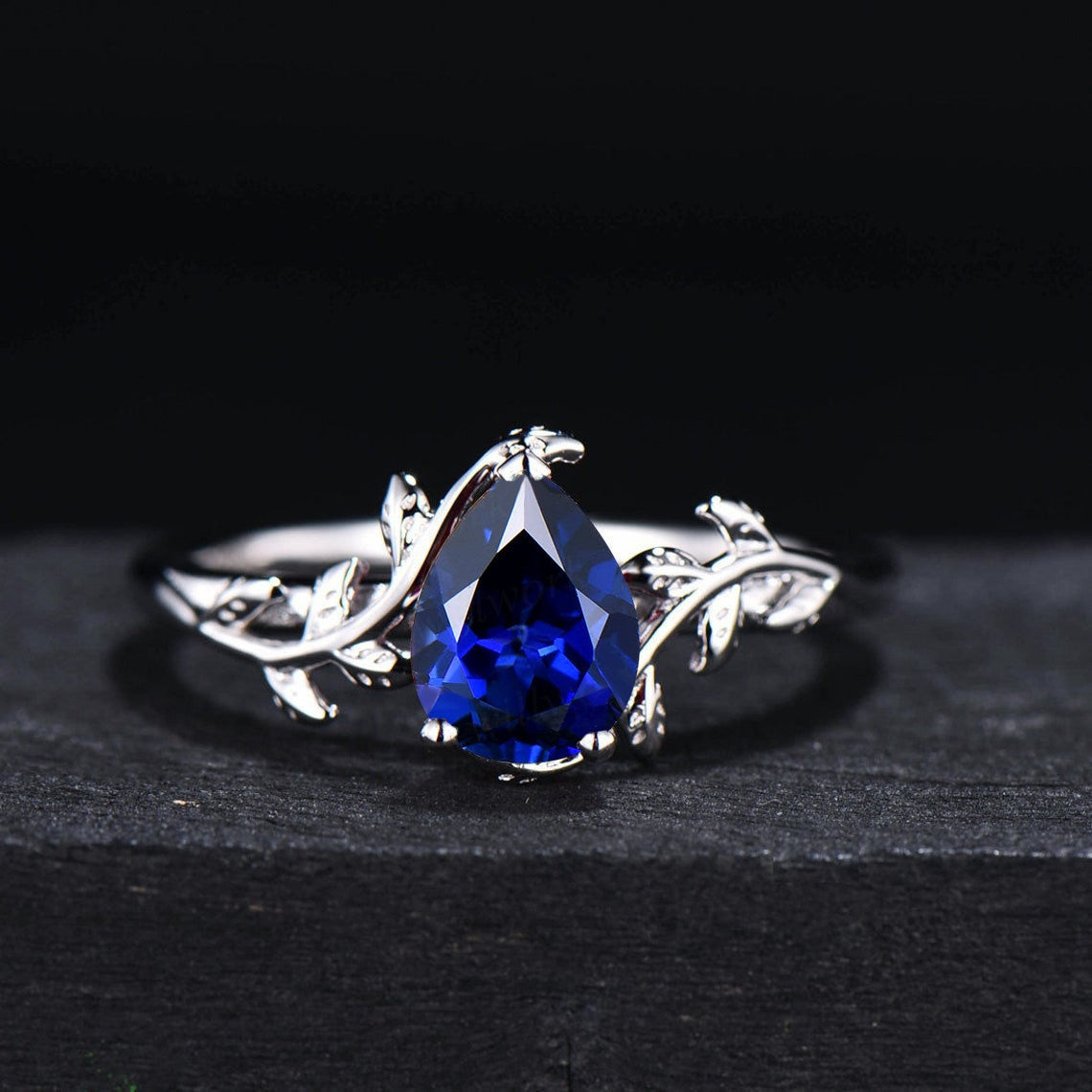 Rose Gold 1.25ct Blue Sapphire Leaf Engagement Ring Vintage Pear Shaped Sapphire Bridal Set September Birthstone Blue Gemstone Jewelry Gifts