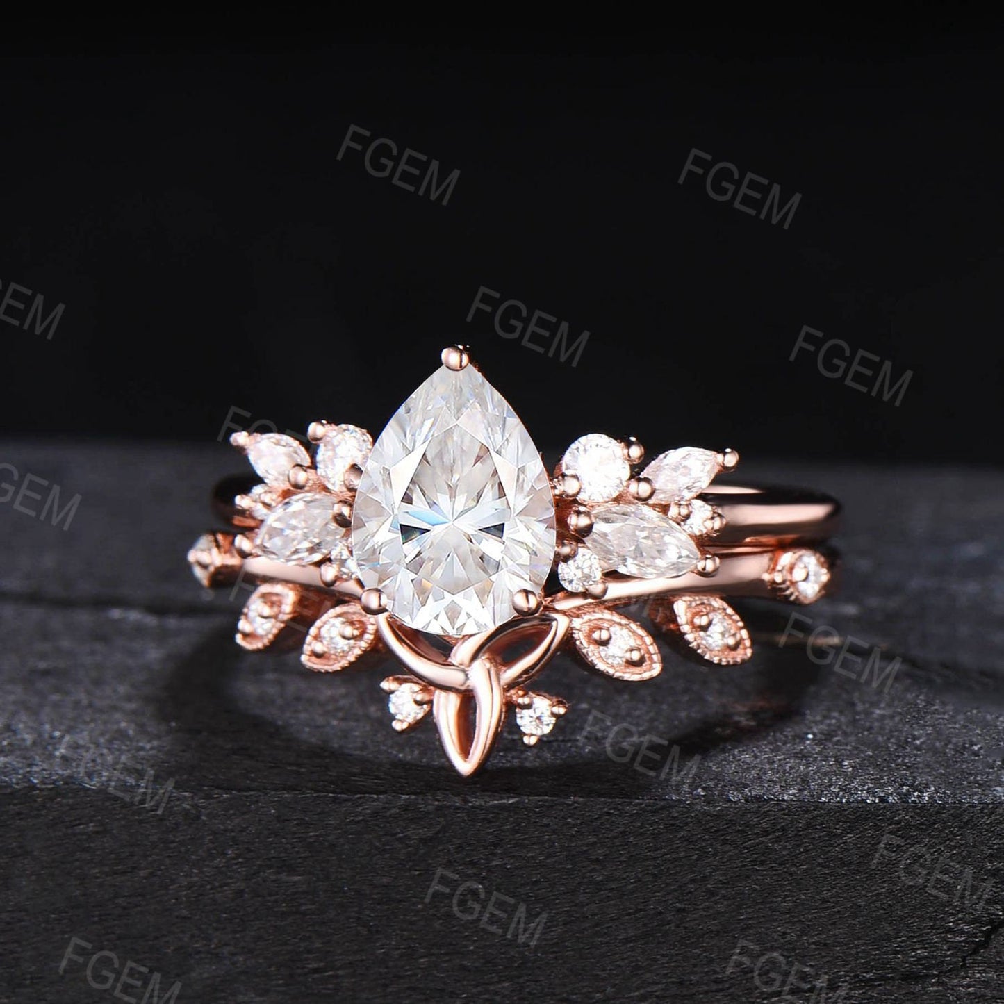 Pear Wedding Ring Set 1.25ct Moissanite Nature Engagement Ring April Birthstone Cluster Moissanite Diamond Ring Anniversary Gift for Women