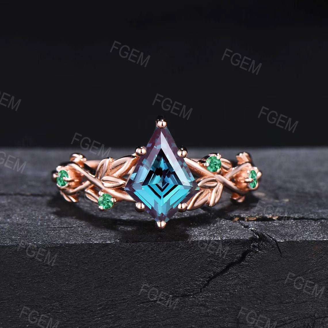 Nature Inspired Color-Change Alexandrite Ring Kite Cut Alexandrite Engagement Ring Leaf Vine Emerald Wedding Ring Unique Promise Ring Women