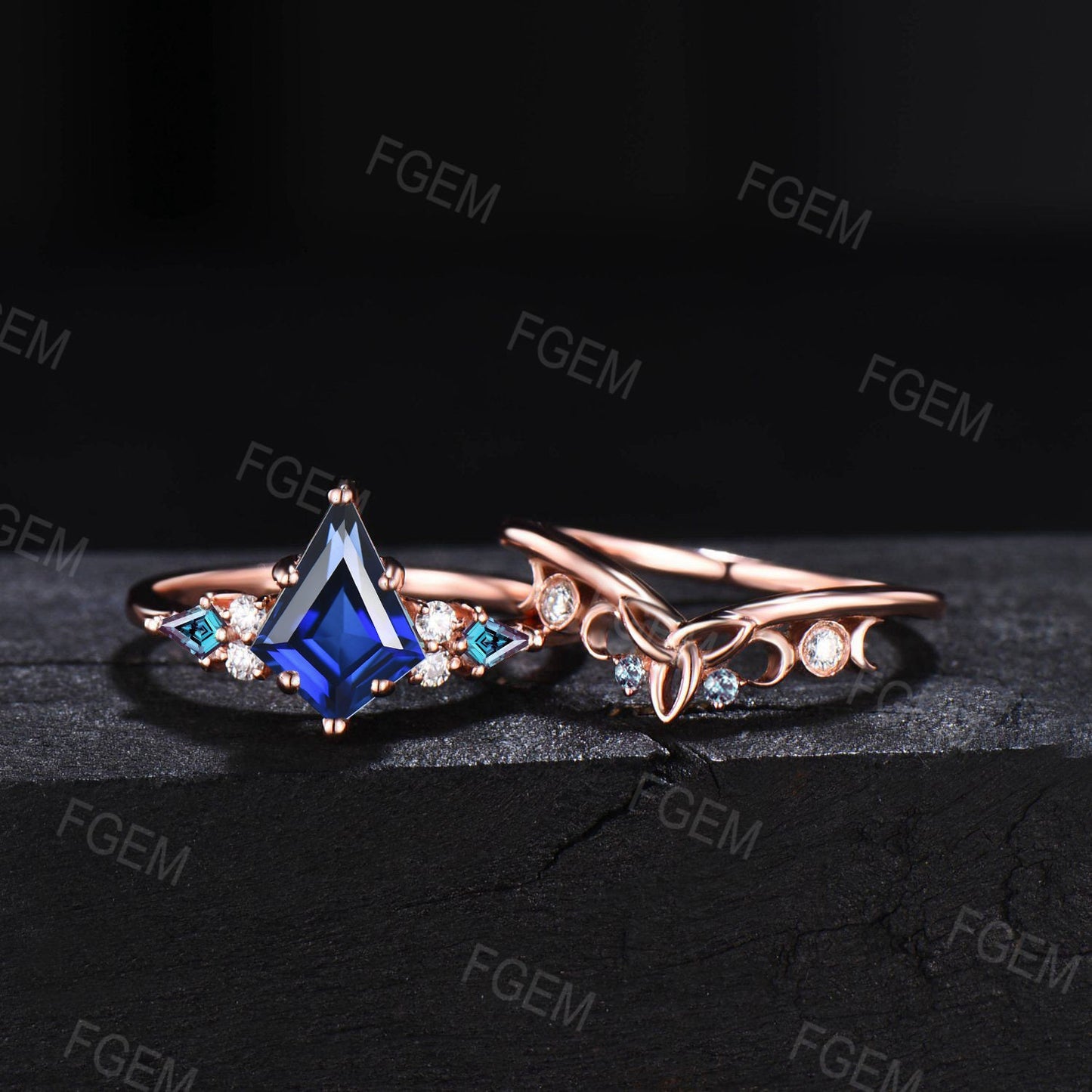 Kite Cut Blue Sapphire Engagement Ring Set Vintage 14K Rose Gold Celtic Alexandrite Bridal Set Unique Promise Ring September Birthstone Gift